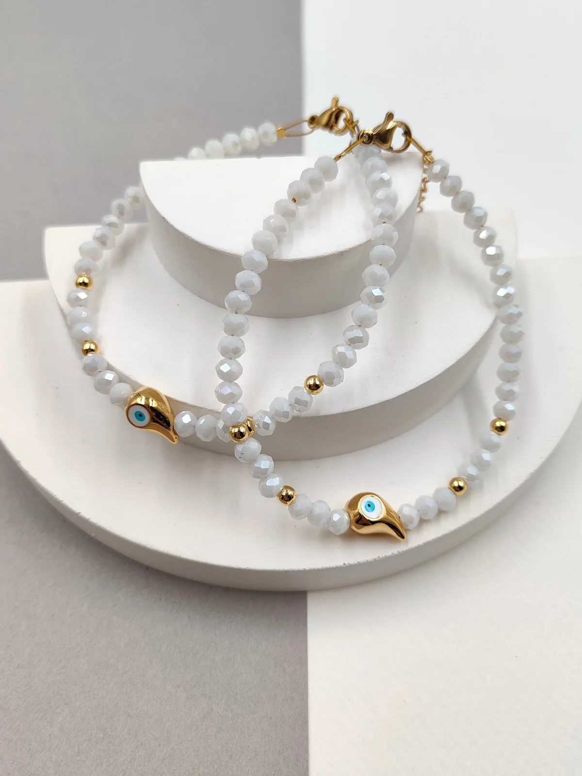 Bracelet with Faceted Crystals and Gold-Plated Drop by Magis Handmade Jewels – view 3
