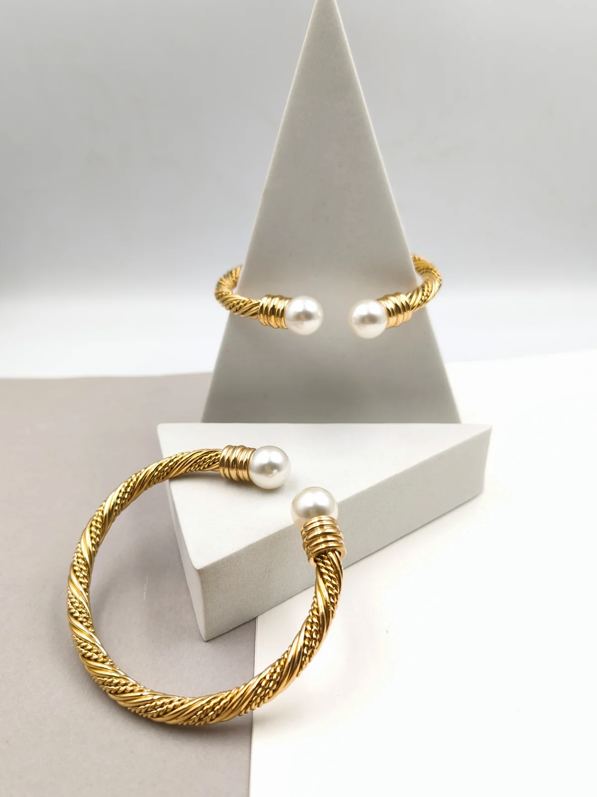 Stainless Steel Embossed Bracelet with Pearls #753217