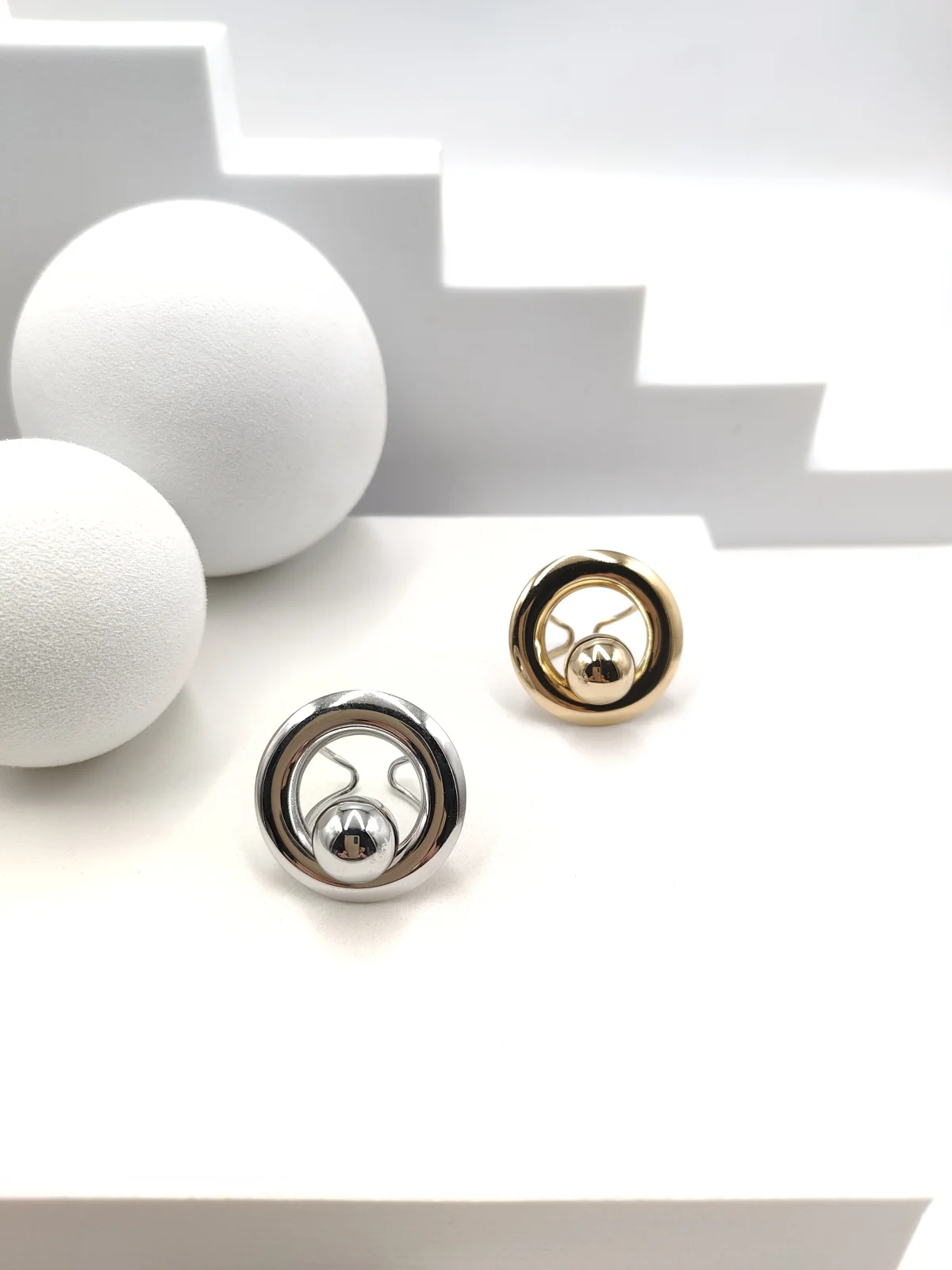 Stainless Steel Ring with Circle and Bead by Magis Handmade Jewels – view 3