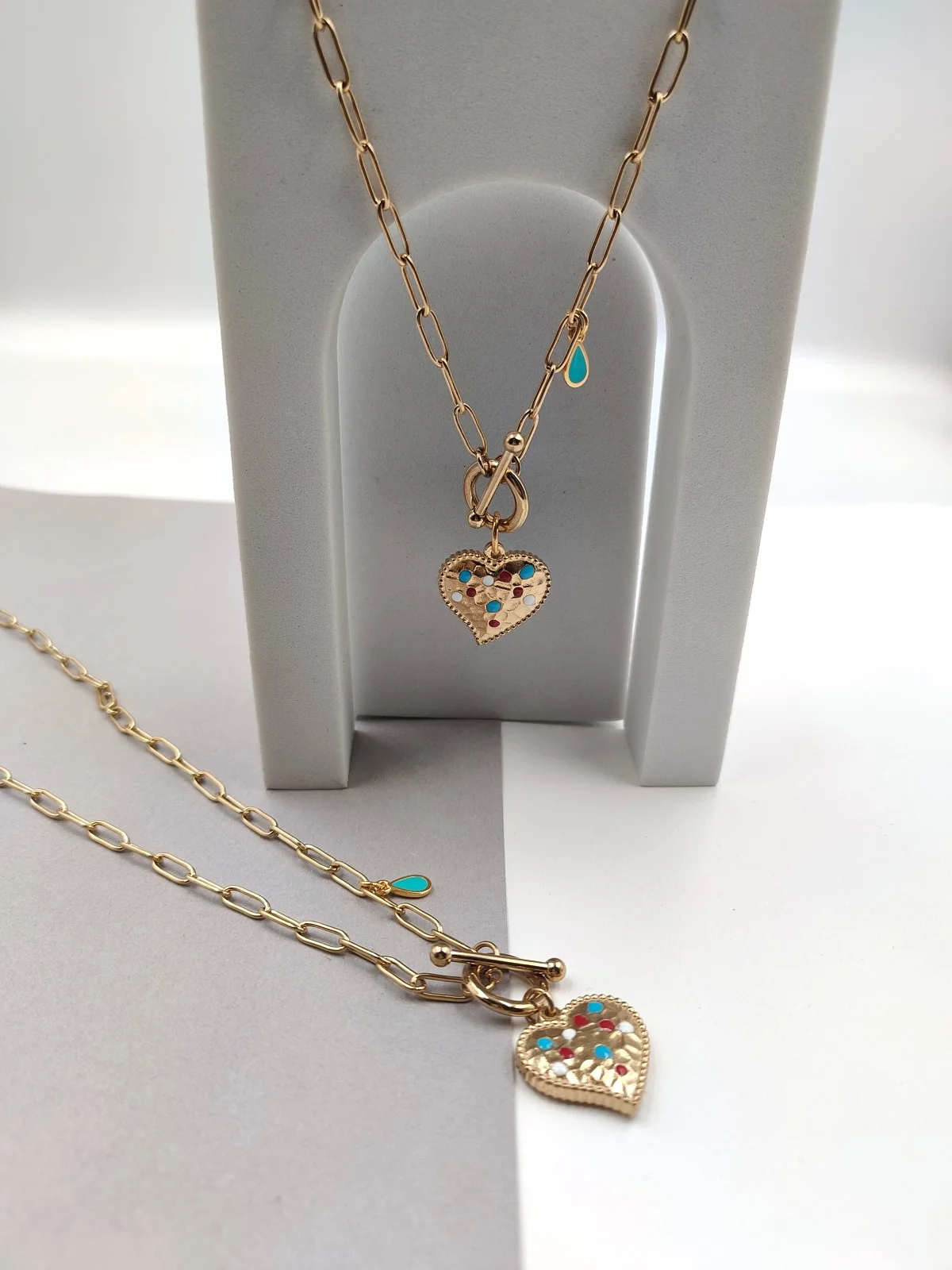 Stainless Steel Necklace with Heart and Enamel by Magis Handmade Jewels – view 2