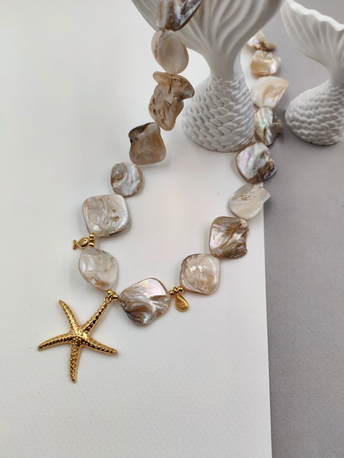 Necklace with Mother-of-Pearl Beads and Gold-Plated Details by Magis Handmade Jewels – view 2