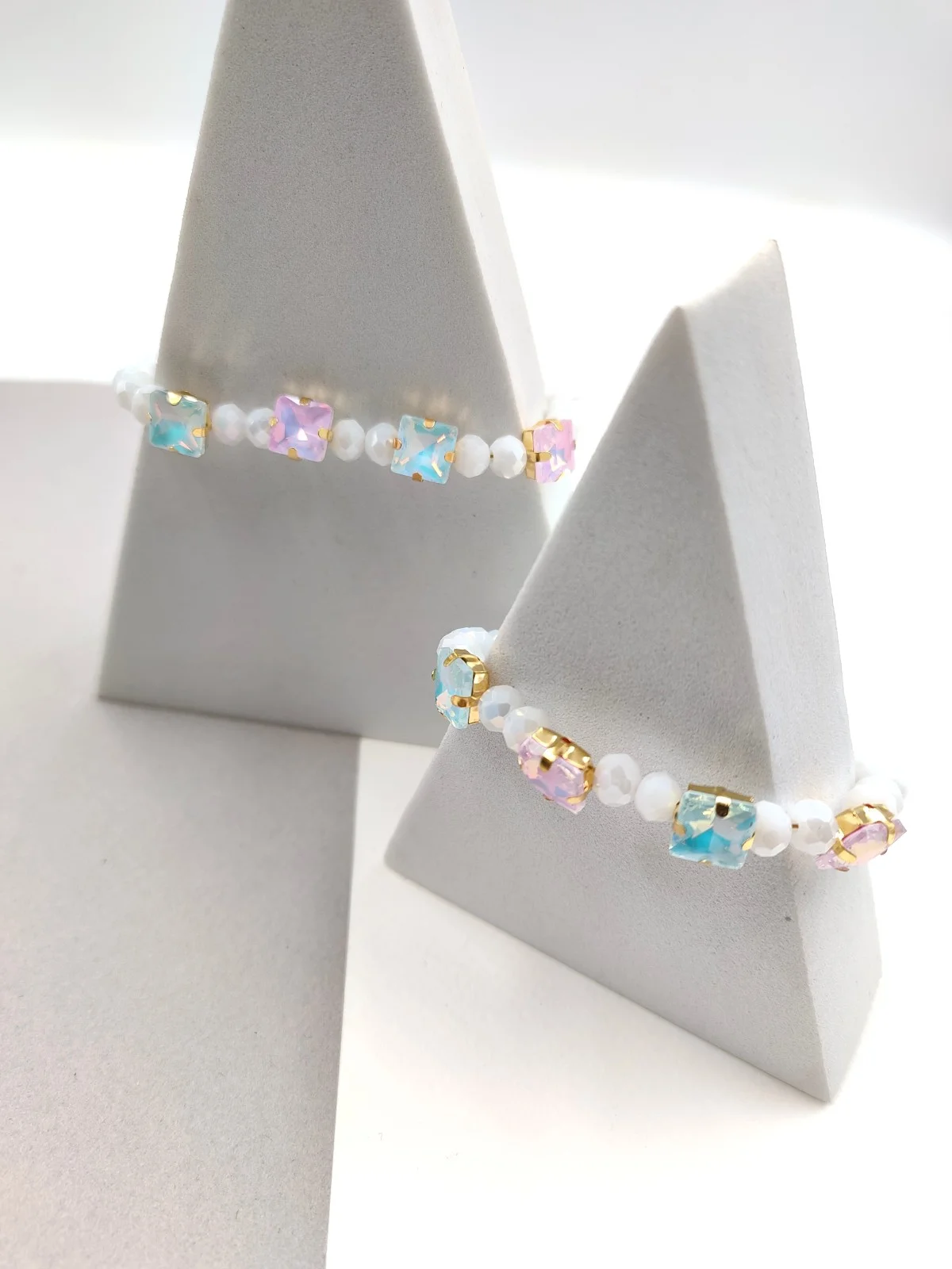 Bracelet with Faceted Crystals and Acrylic Beads by Magis Handmade Jewels – view 4