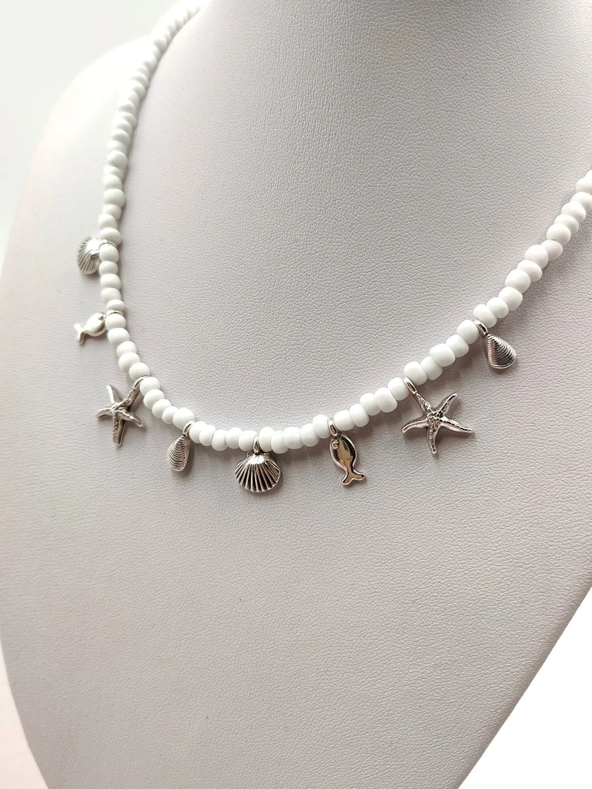 Necklace with Beads and Silver-Plated Details #901694