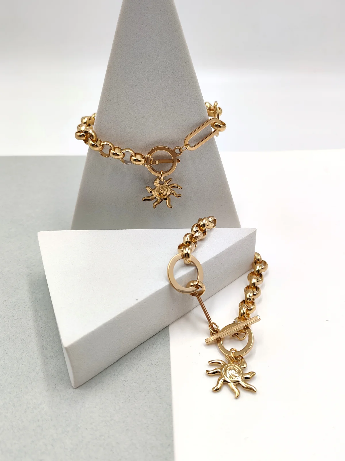 Stainless Steel Bracelet with Embossed Sun #692548
