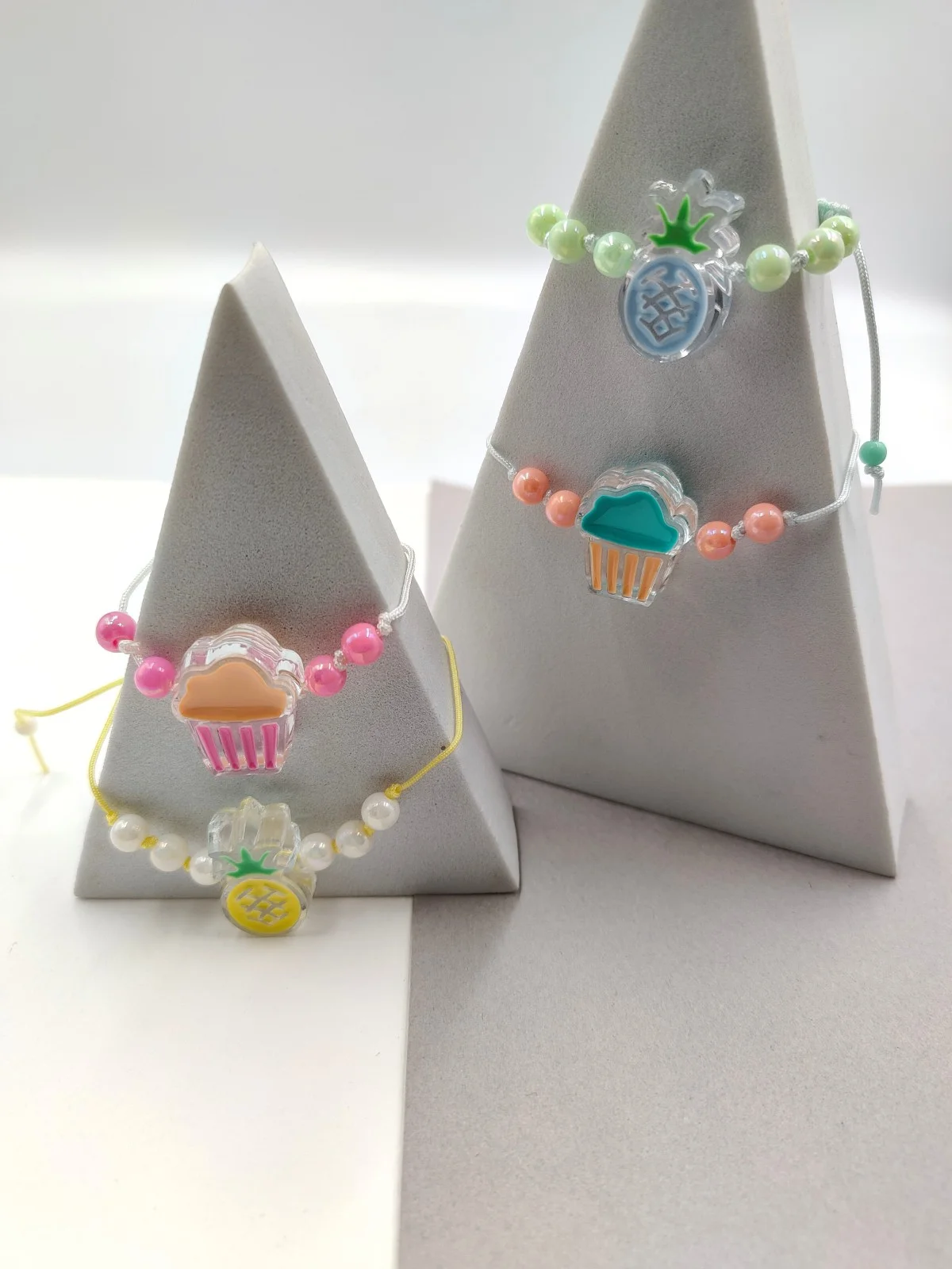 Bracelet with Cupcake or Pineapple by Magis Handmade Jewels – view 2