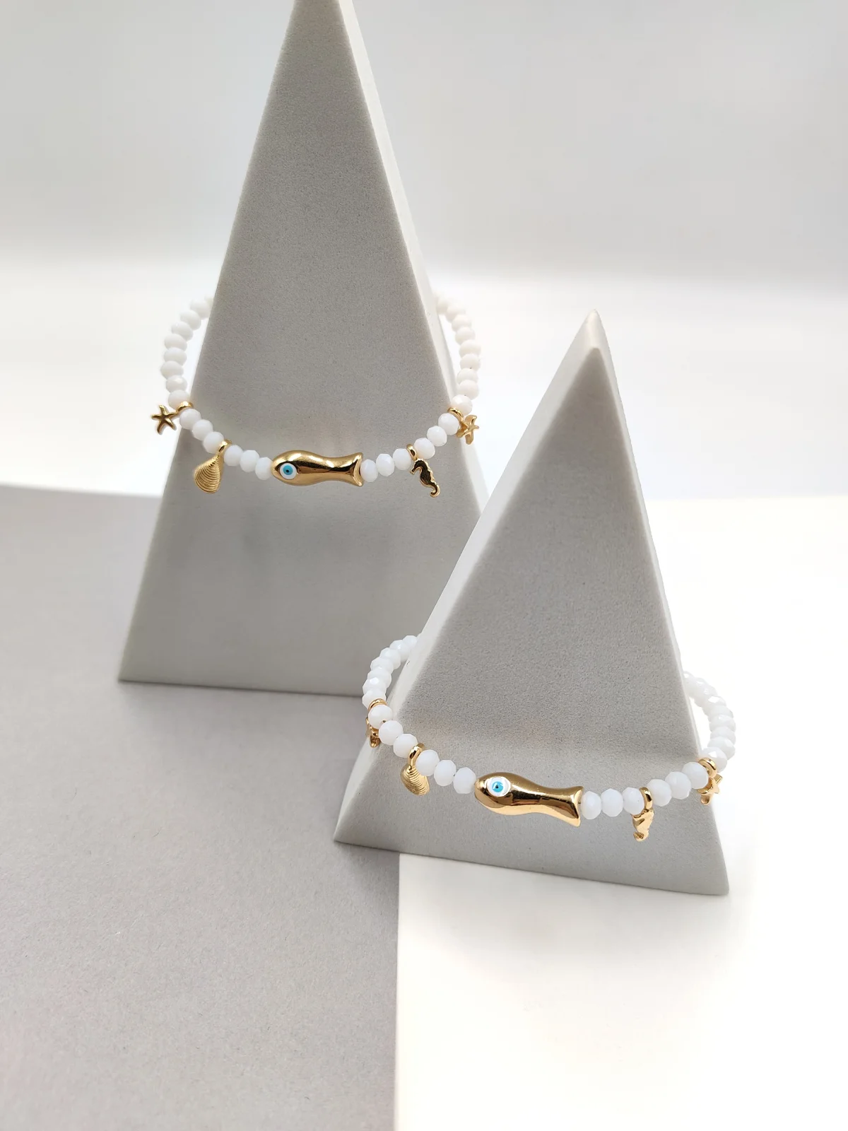 Bracelet with Faceted Crystal Beads and Gold-Plated Details by Magis Handmade Jewels – view 3