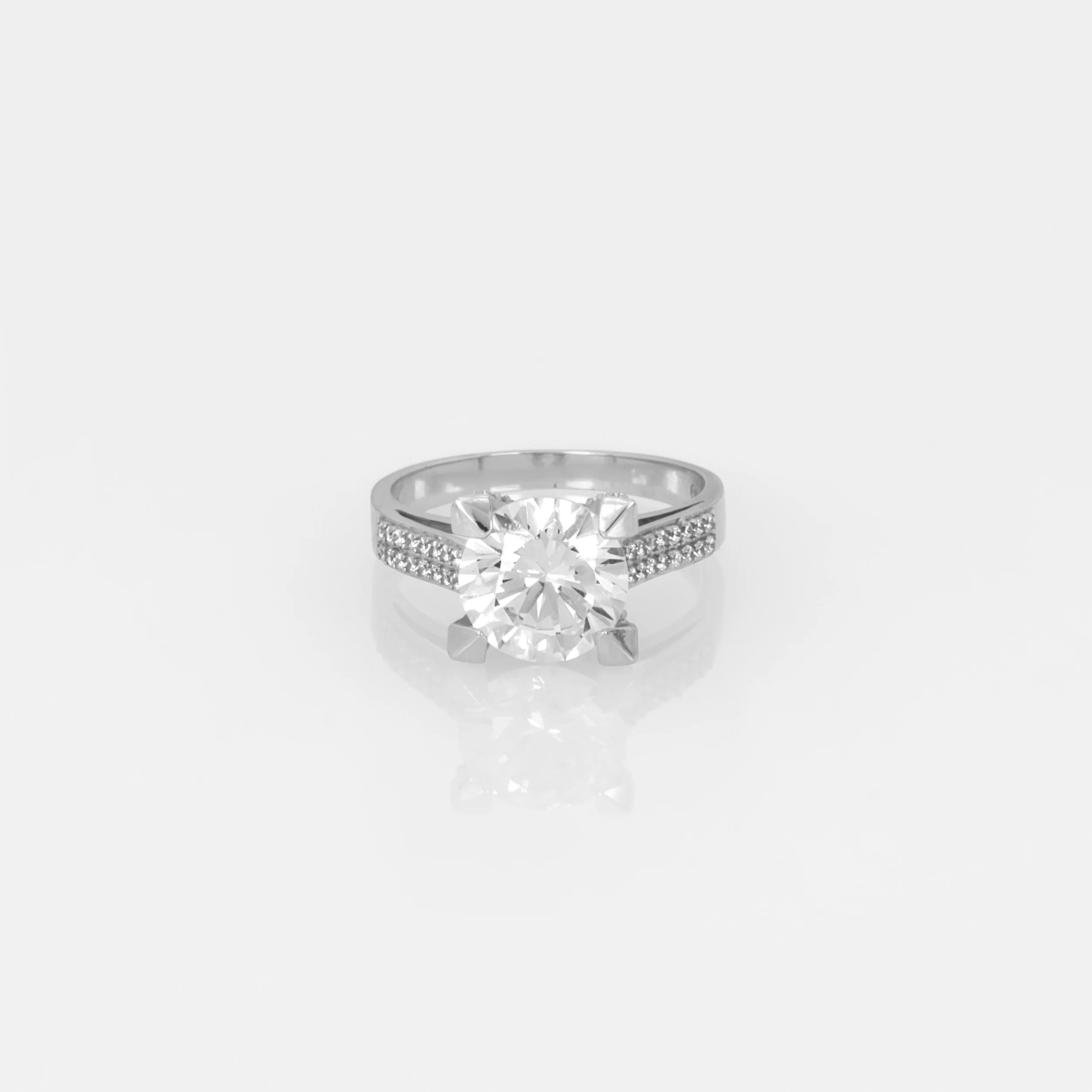 Luxury Gold Solitaire Ring — additional product image 3 from AntEva Crafts