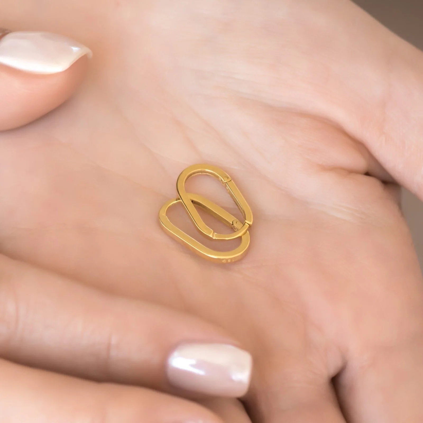 Paperclip Oval Hoop Earrings — additional product image 5 from AntEva Crafts