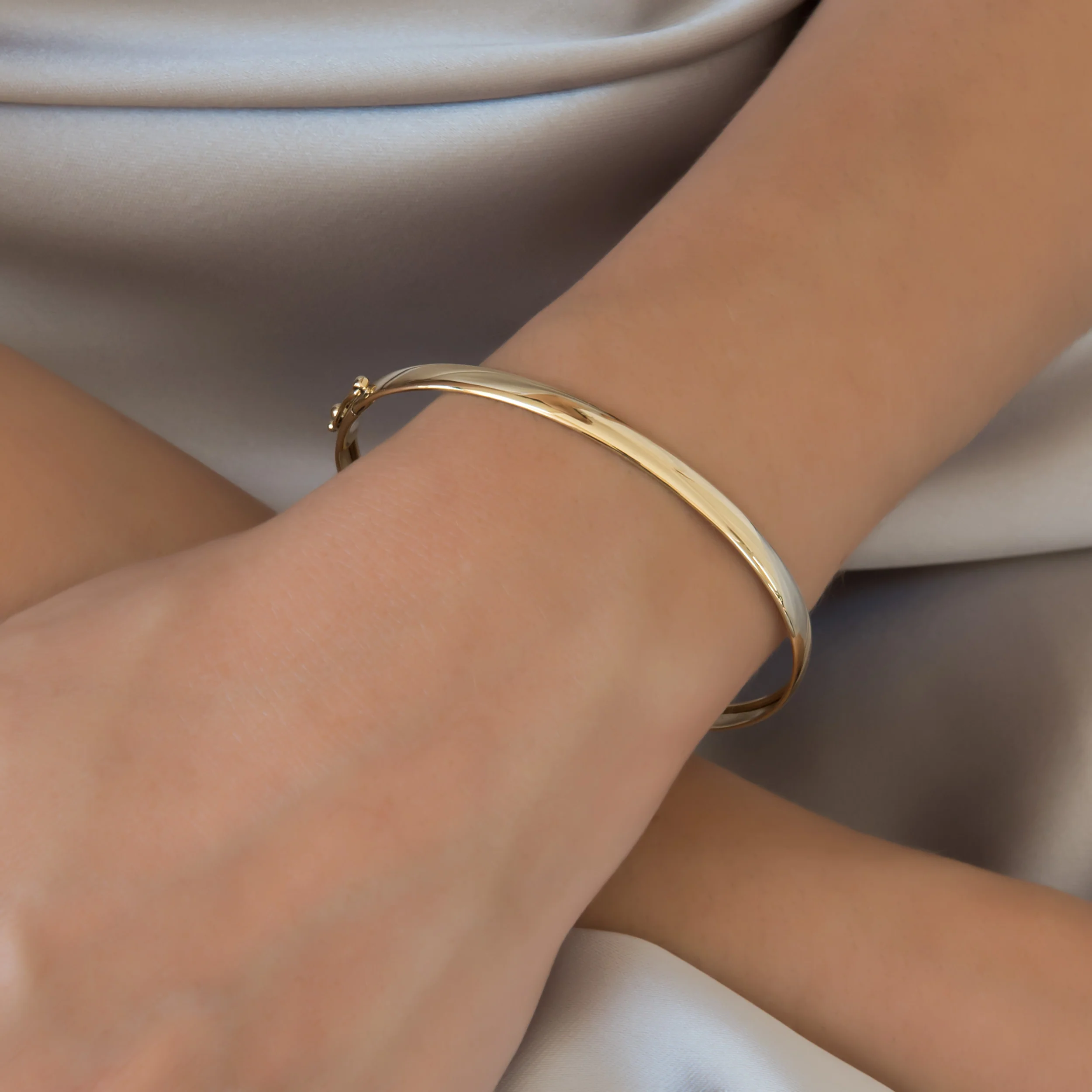 14K Solid Gold Oval Bangle Bracelet – Minimalist 4mm Plain Gold Bracelet — additional product image 2 from AntEva Crafts