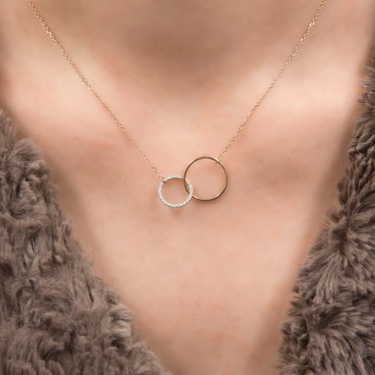 Interlocking Circle CZ Necklace — additional product image 2 from AntEva Crafts