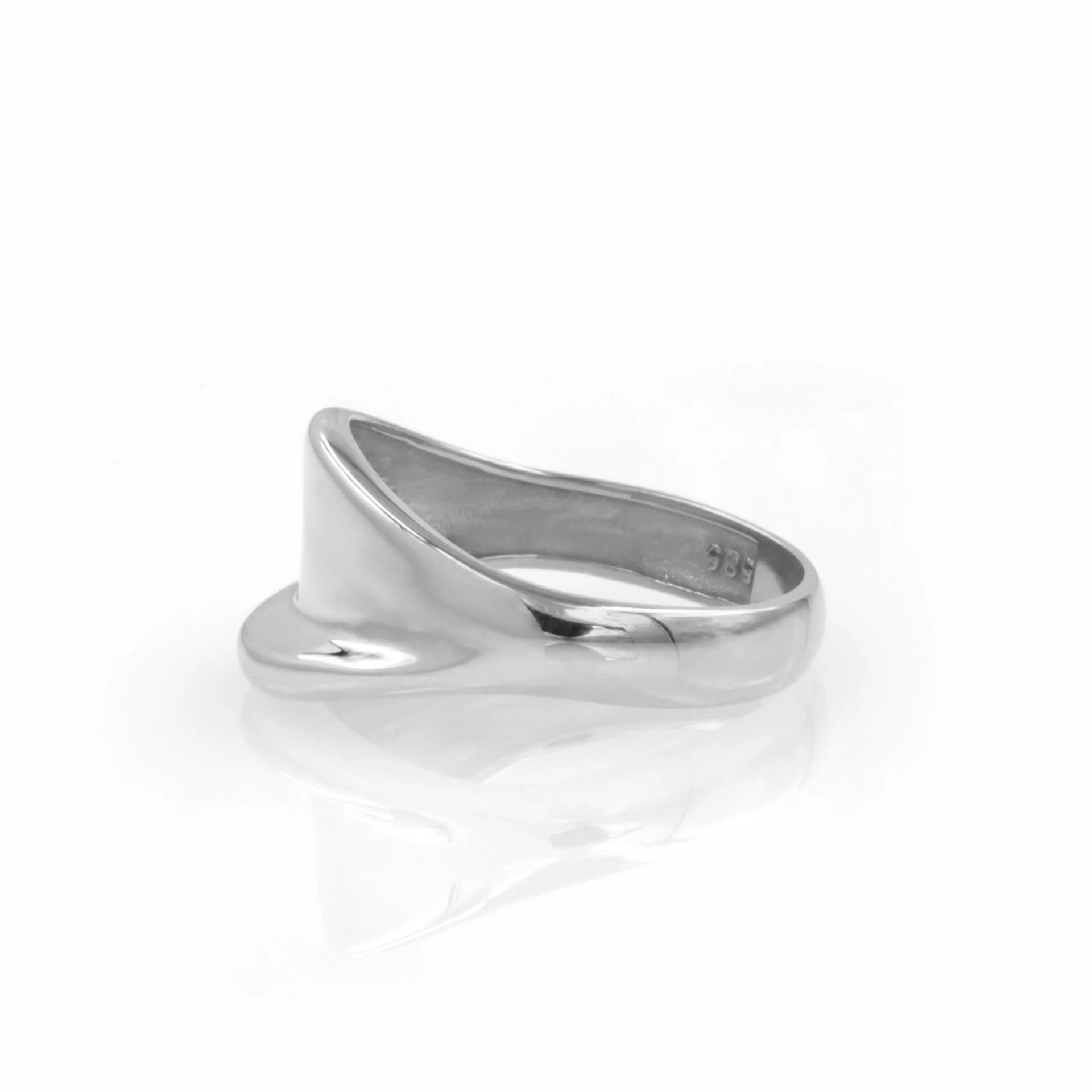 Pinky Signet Ring — additional product image 5 from AntEva Crafts