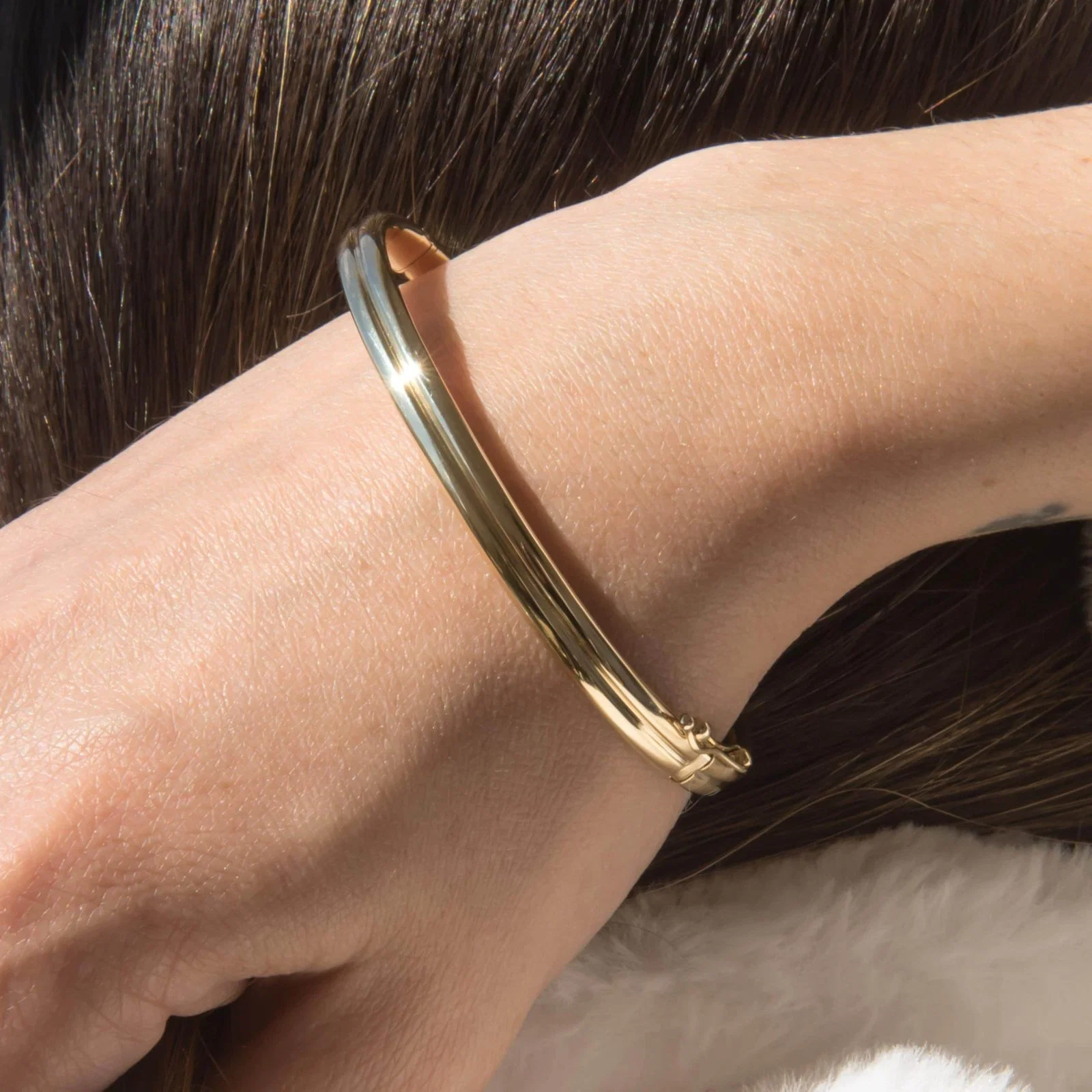 Hinged Ribbed Bangle — additional product image 4 from AntEva Crafts