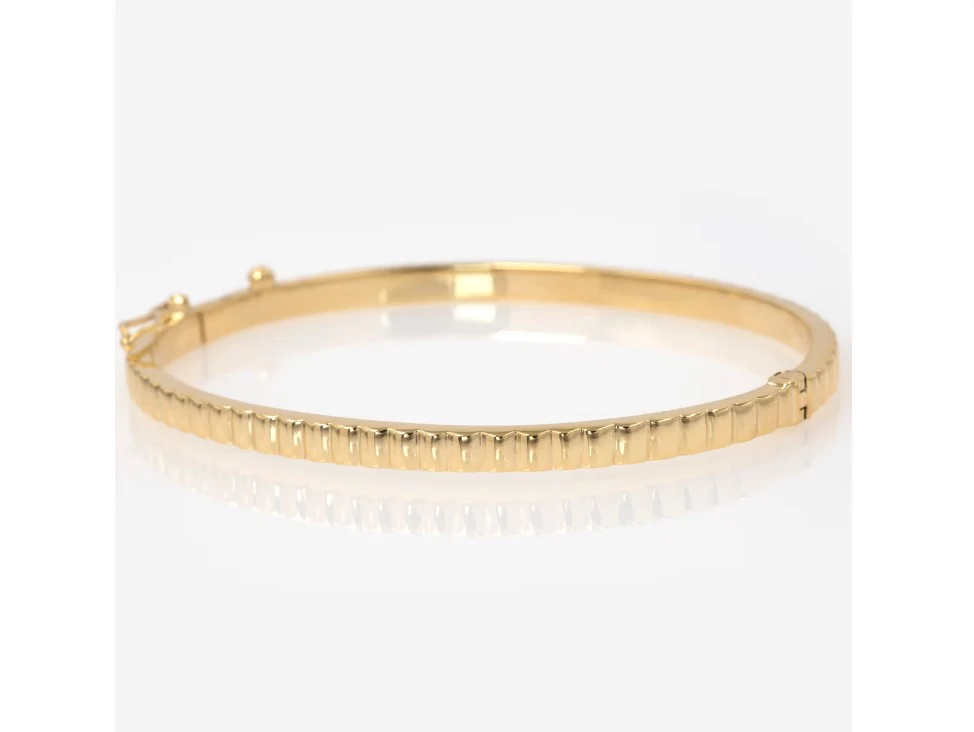 Ribbed Hinged Oval Bangle — additional product image 5 from AntEva Crafts