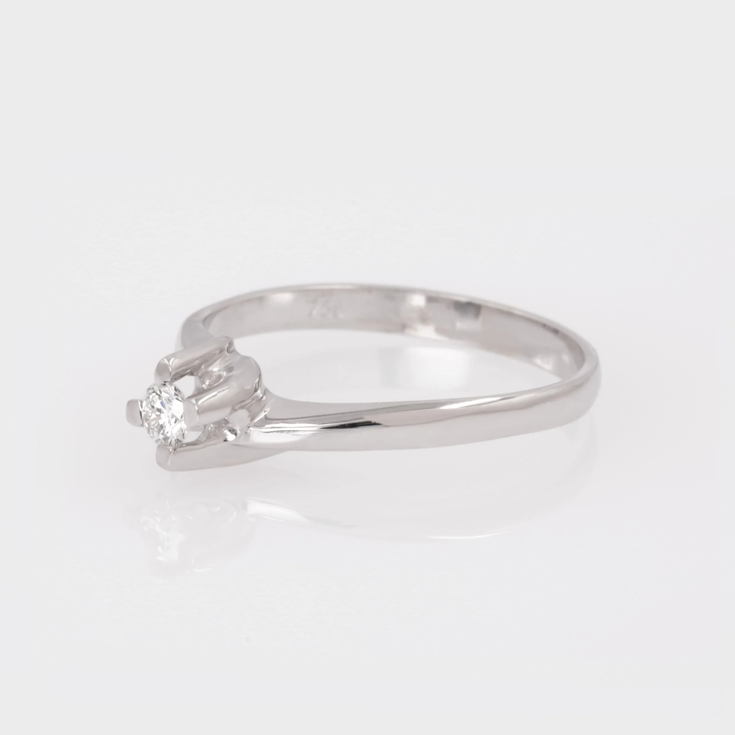 Diamond Solitaire White Gold Ring — additional product image 4 from AntEva Crafts