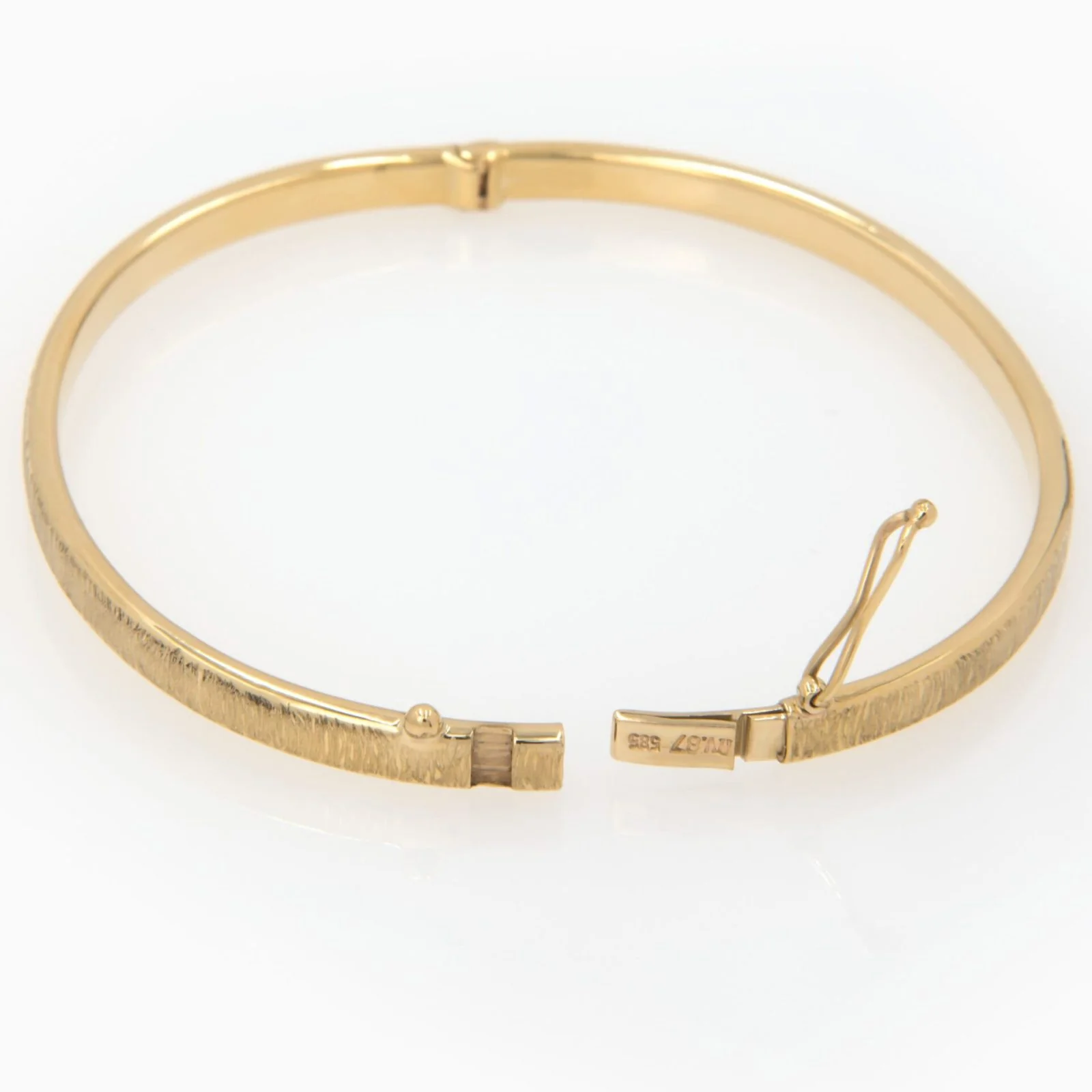 Plain Flat Oval Bracelet with Matte Satin Finish