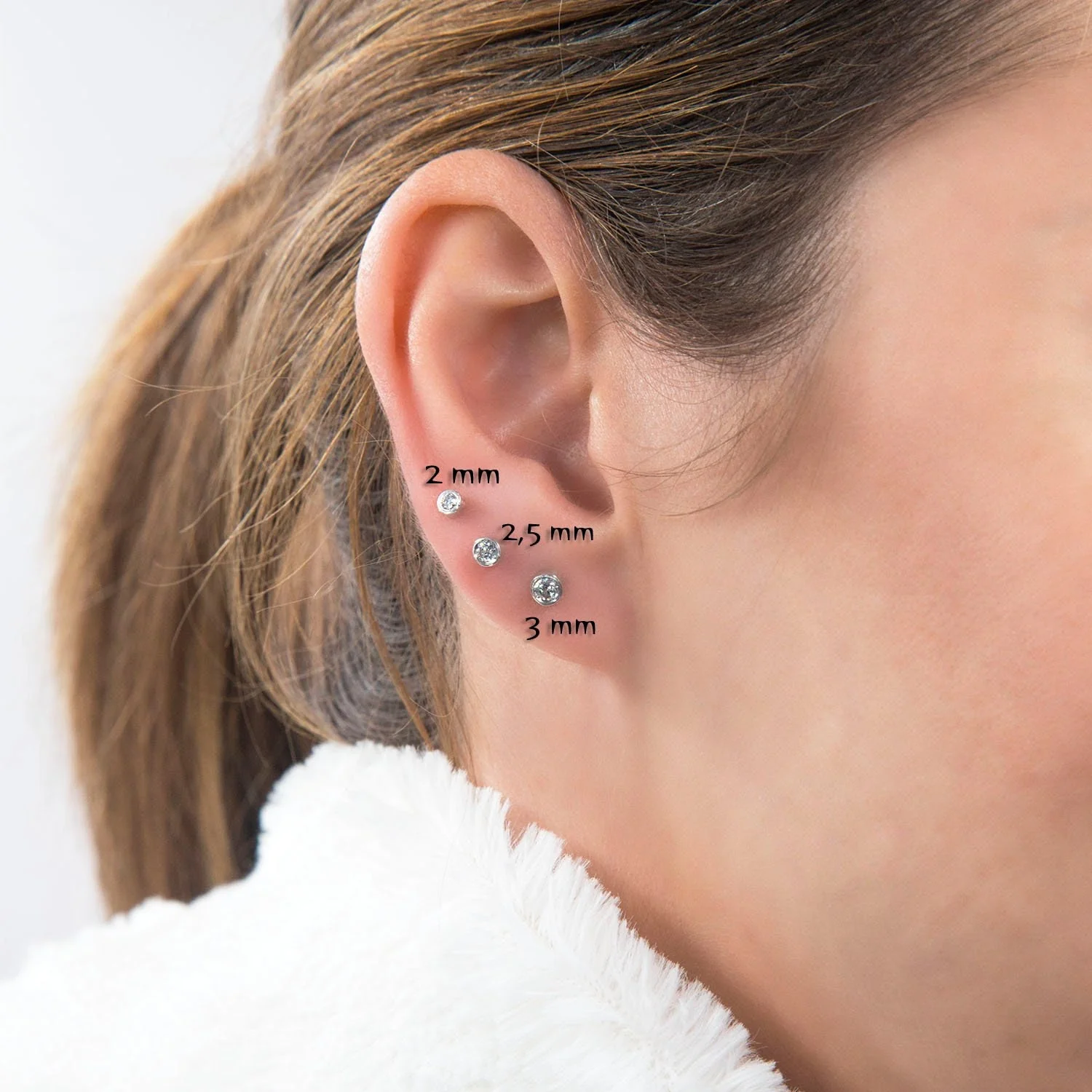 Circle Stud Earrings — additional product image 4 from AntEva Crafts