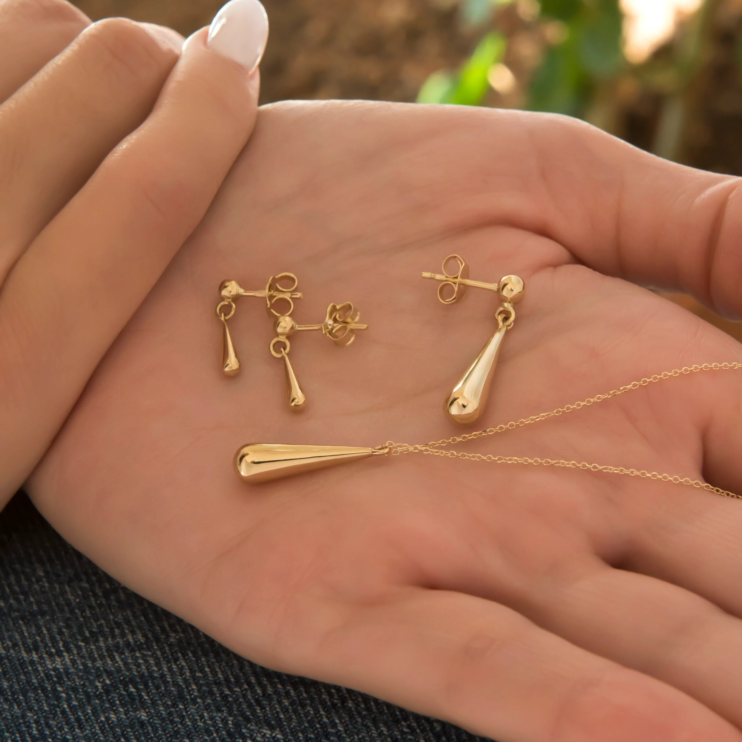 Dainty Teardrop Gold Dangle Earrings — additional product image 7 from AntEva Crafts