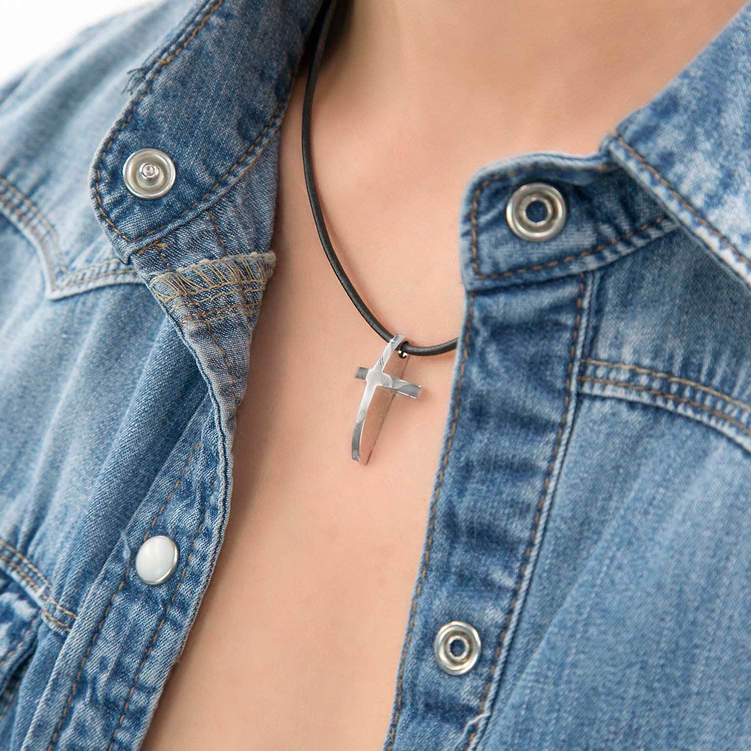 Plain Gold Cross Pendant — additional product image 2 from AntEva Crafts