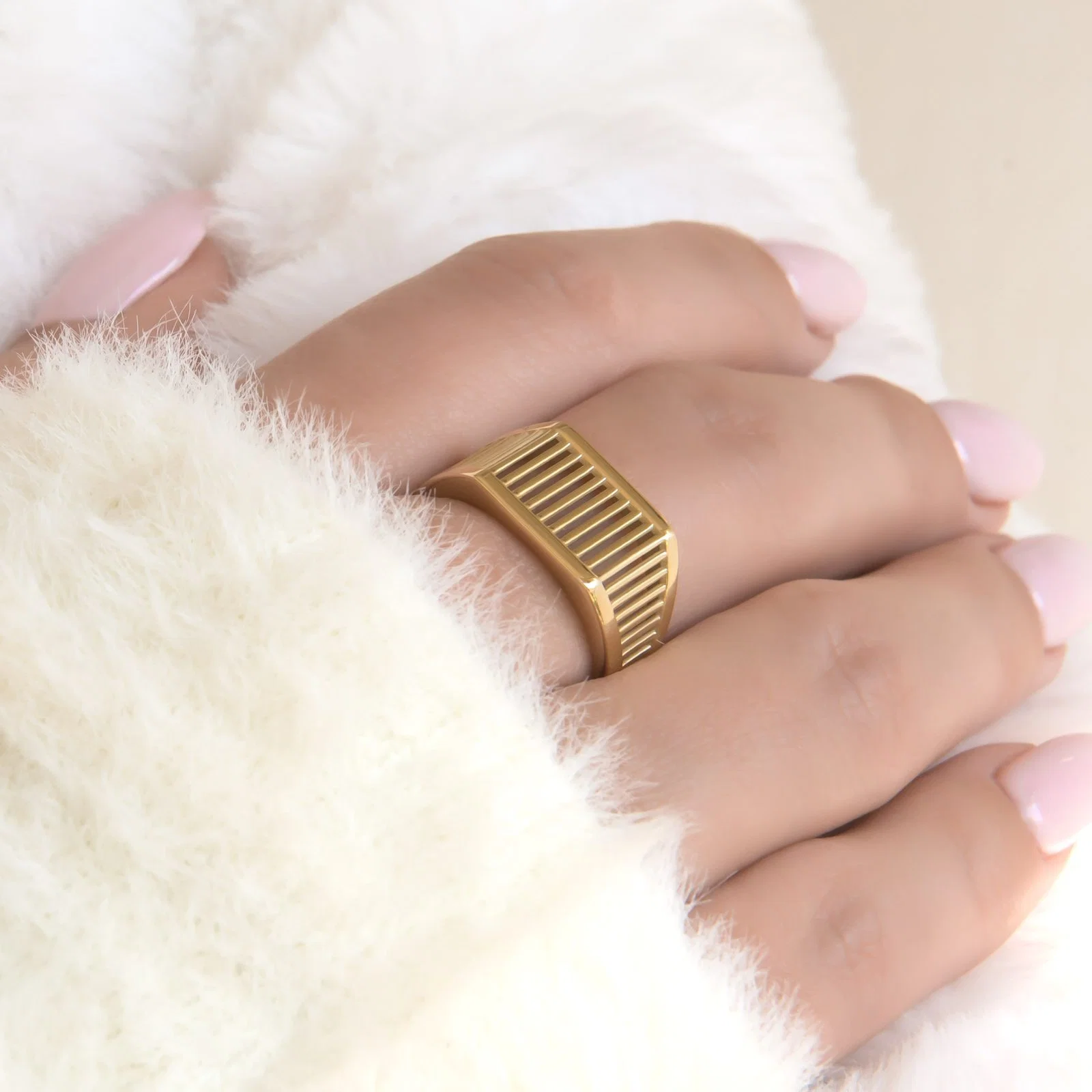 Ribbed Chunky Ring — additional product image 5 from AntEva Crafts