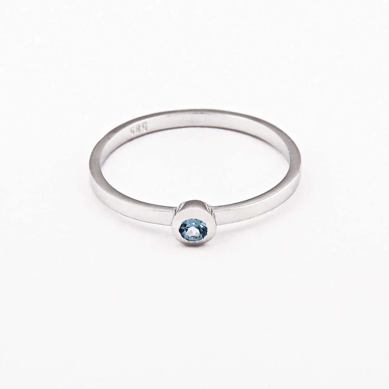 Solitaire Bezel Ring — additional product image 4 from AntEva Crafts
