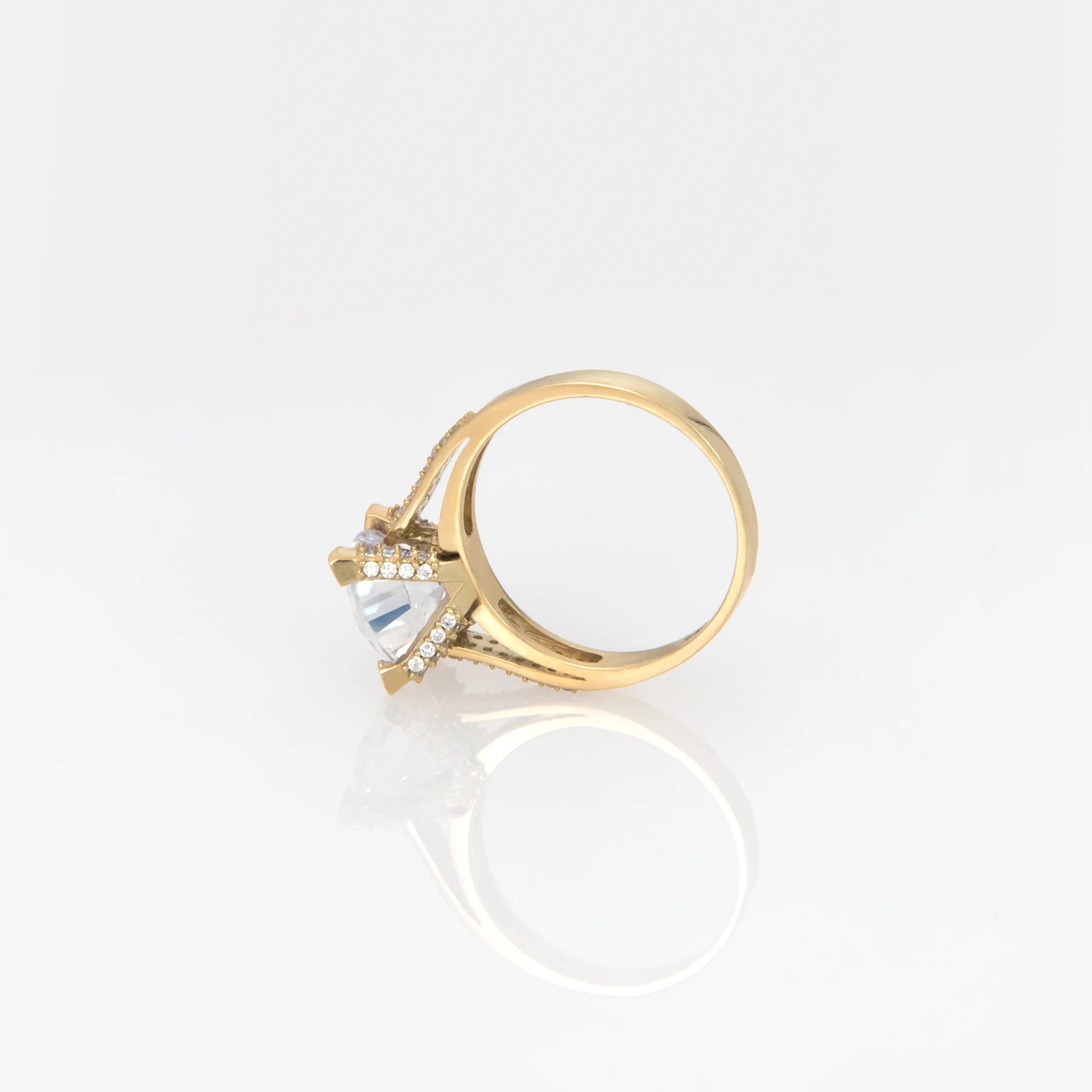Luxury Gold Solitaire Ring — additional product image 5 from AntEva Crafts