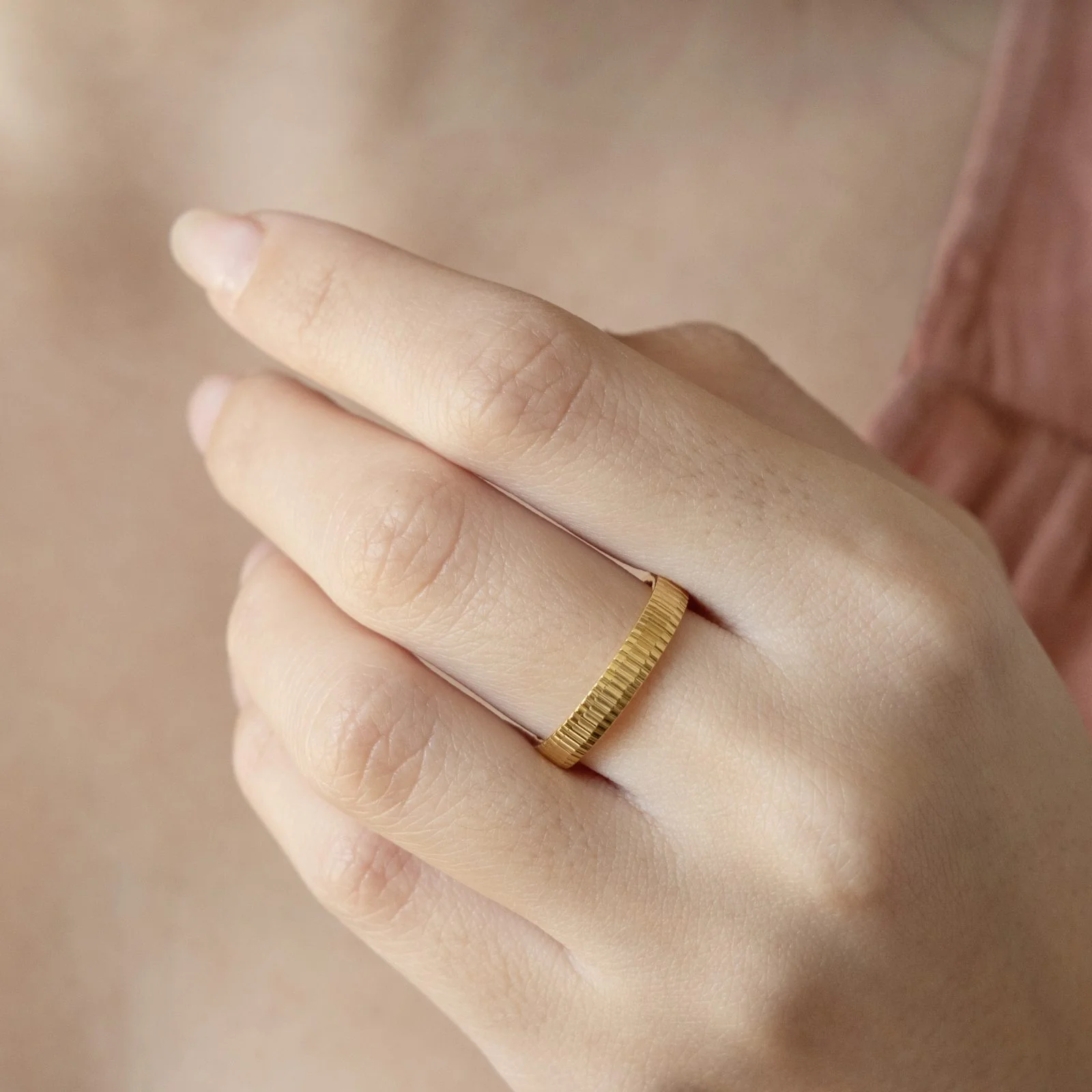 Ribbed Wedding Ring 3.5 mm — additional product image 3 from AntEva Crafts