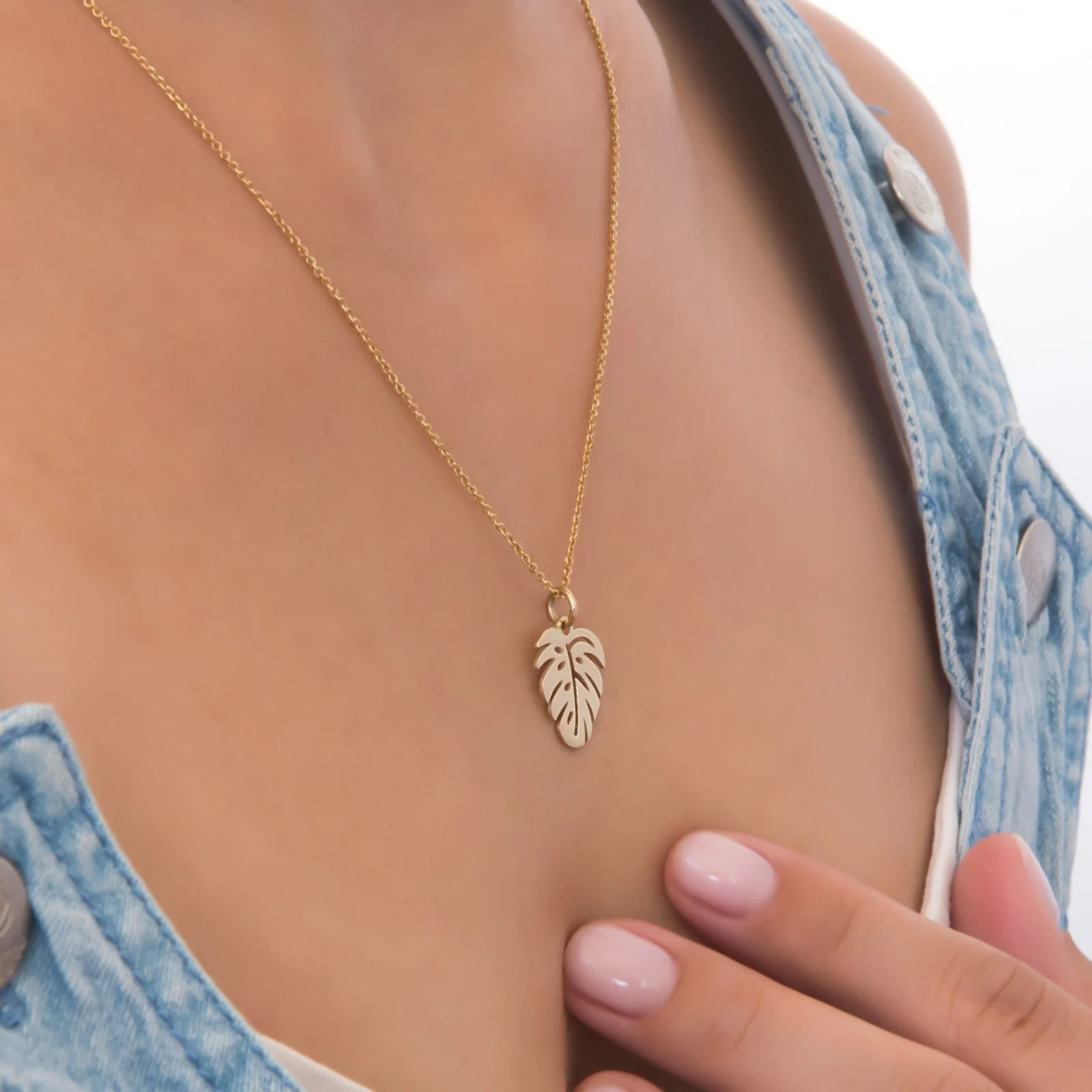 Monstera Necklace — additional product image 3 from AntEva Crafts