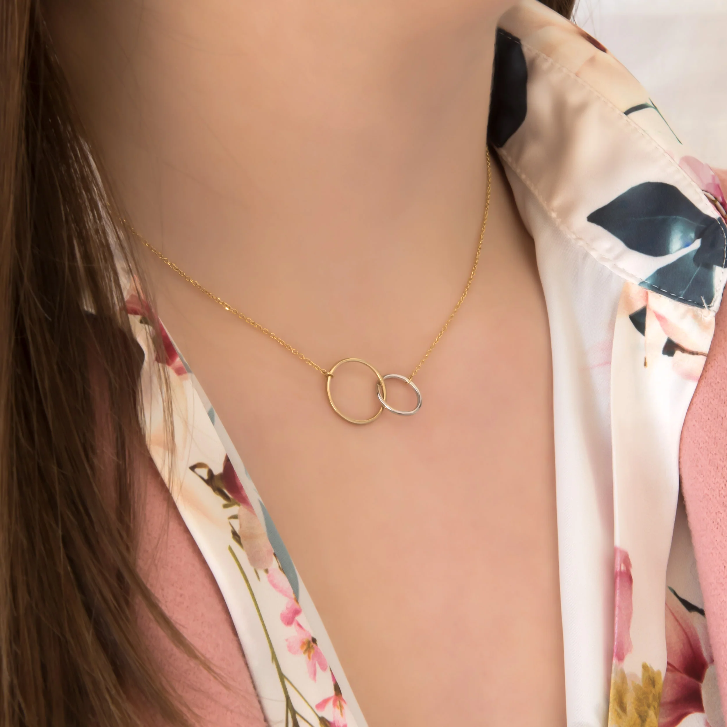 Two-tone Interlocking Circles Necklace — additional product image 2 from AntEva Crafts