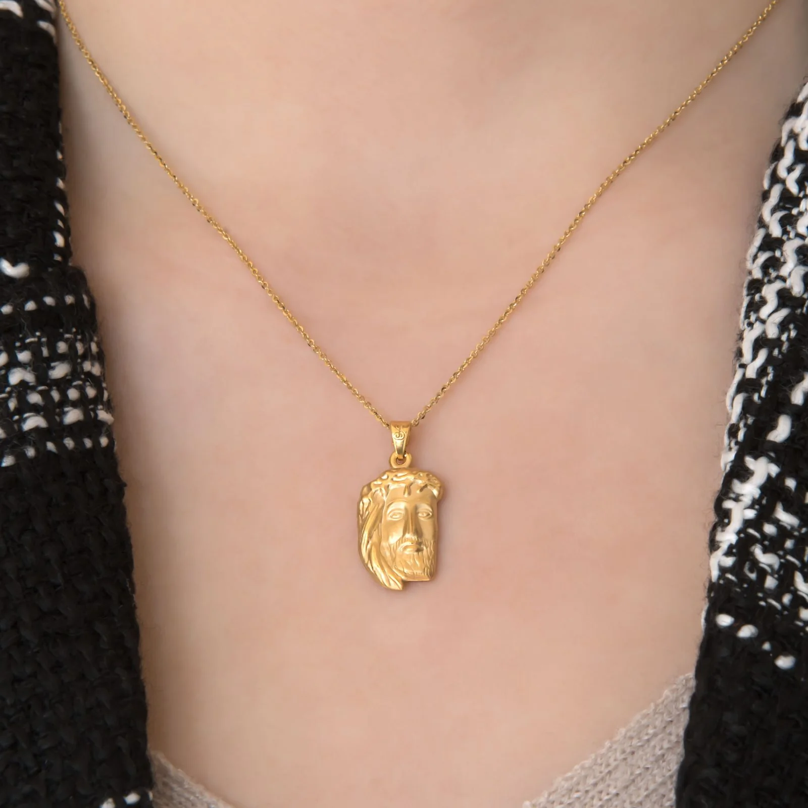 Jesus Christian Pendant Necklace — additional product image 2 from AntEva Crafts