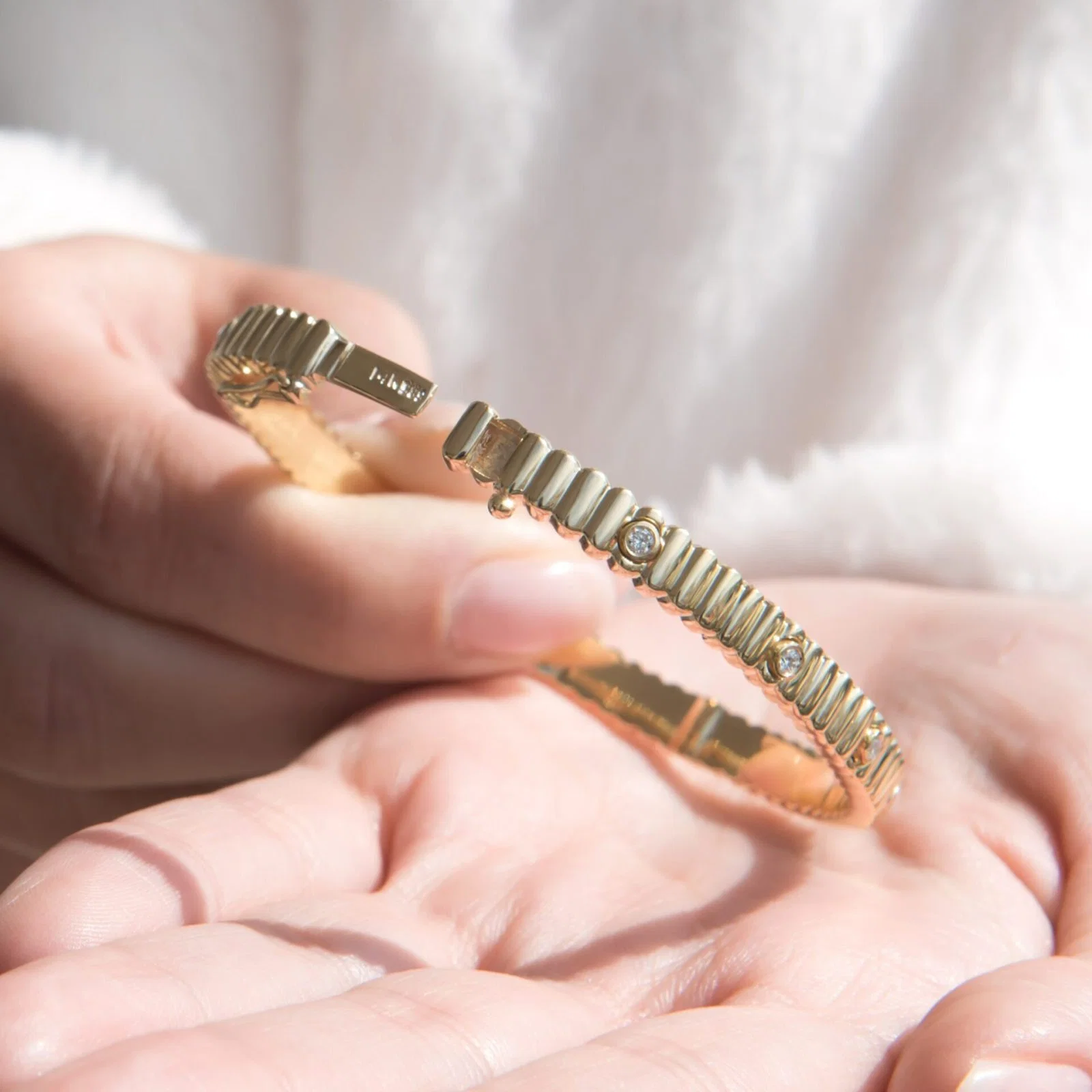Ribbed Diamond Oval Hinged Bangle — additional product image 5 from AntEva Crafts
