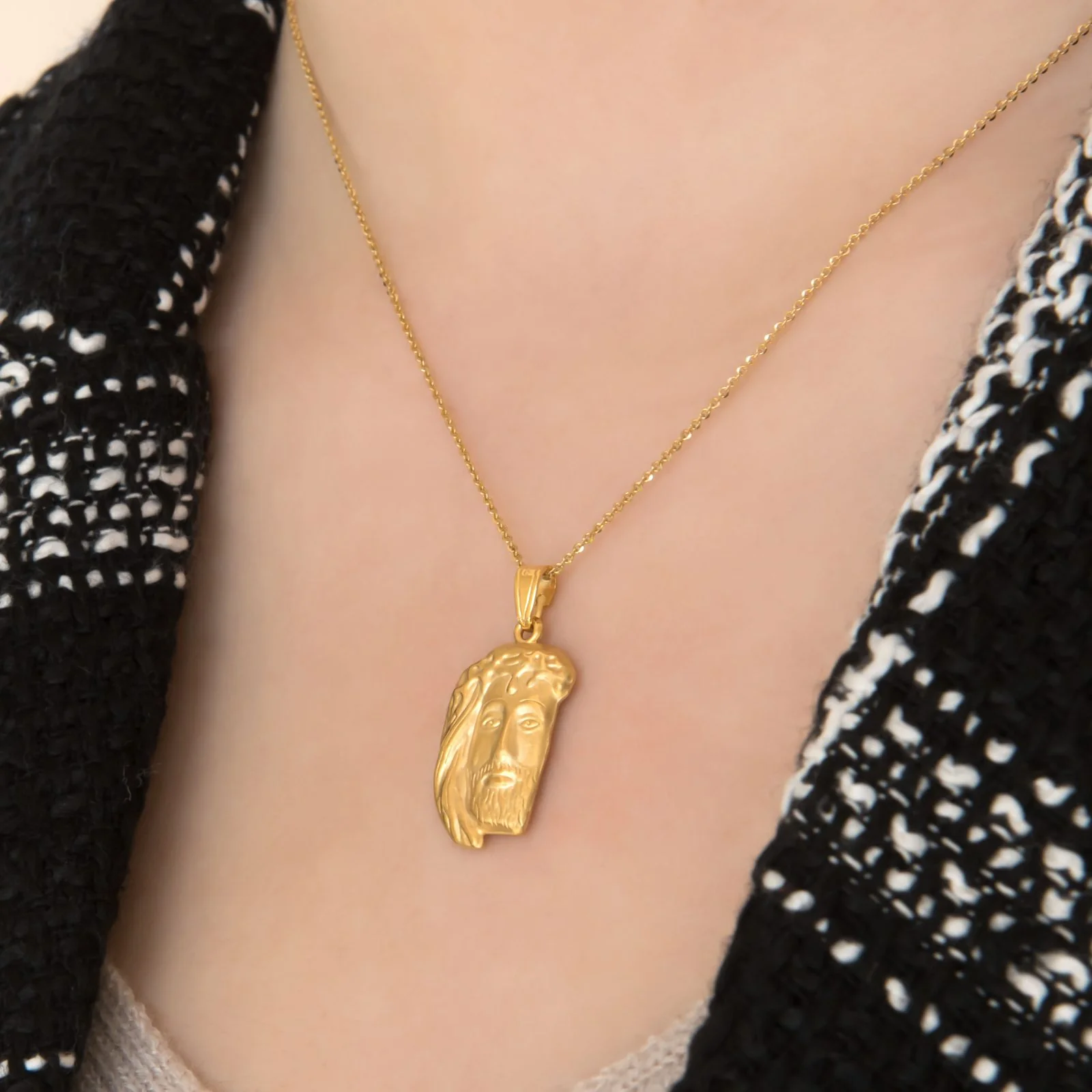 Jesus Christian Pendant Necklace — additional product image 5 from AntEva Crafts