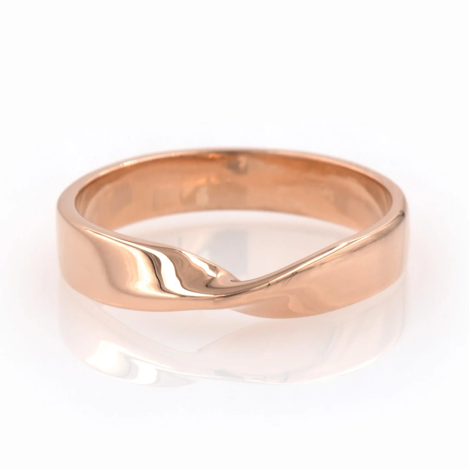 Mobius Band Ring 3.8 mm — additional product image 9 from AntEva Crafts