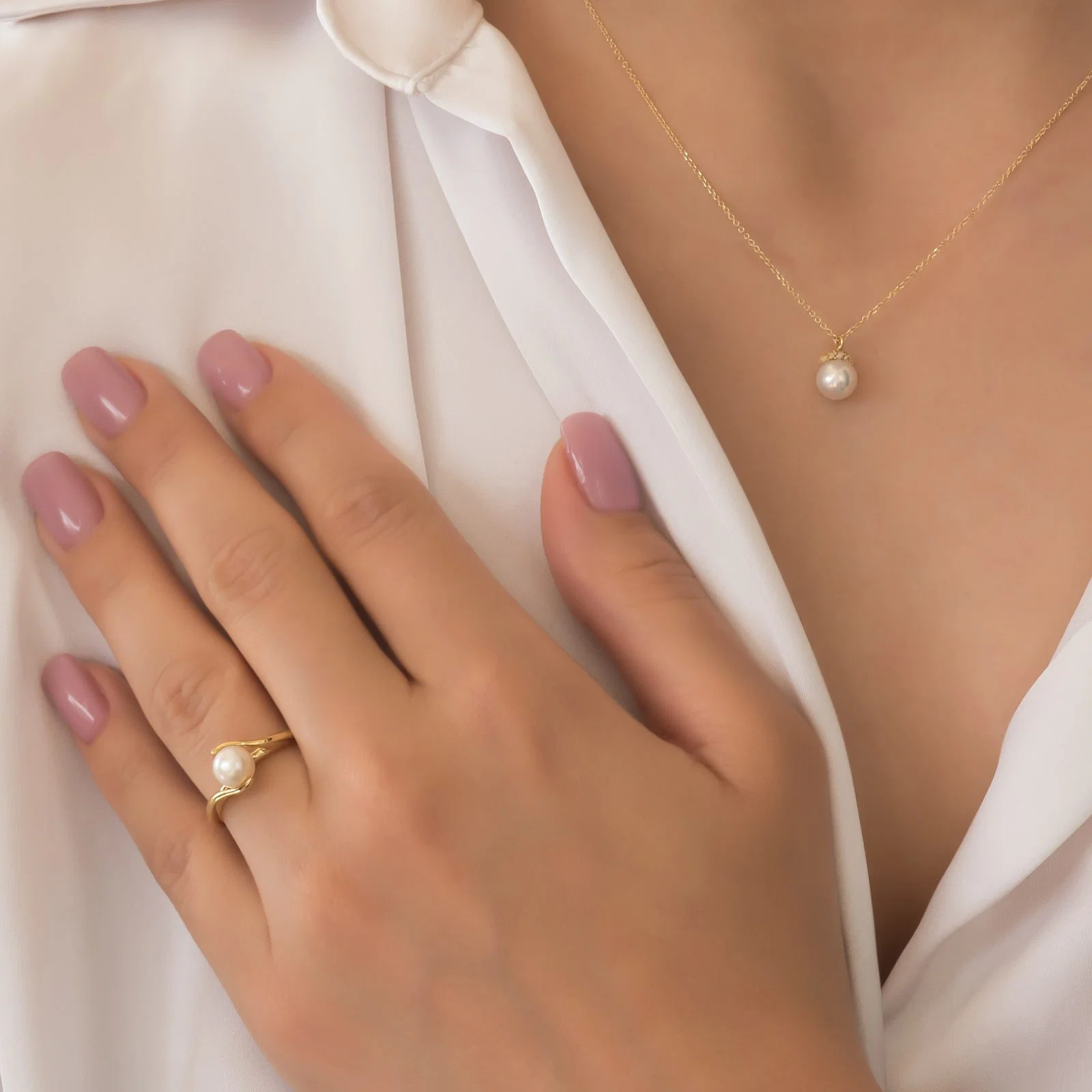 Single Pearl Ring — additional product image 7 from AntEva Crafts