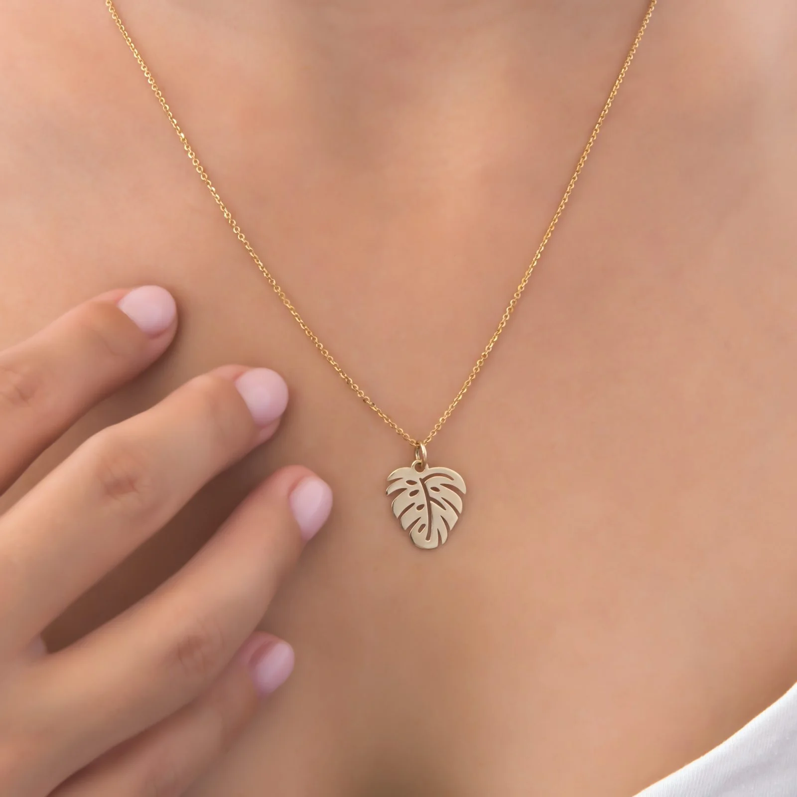 Monstera Necklace — additional product image 2 from AntEva Crafts