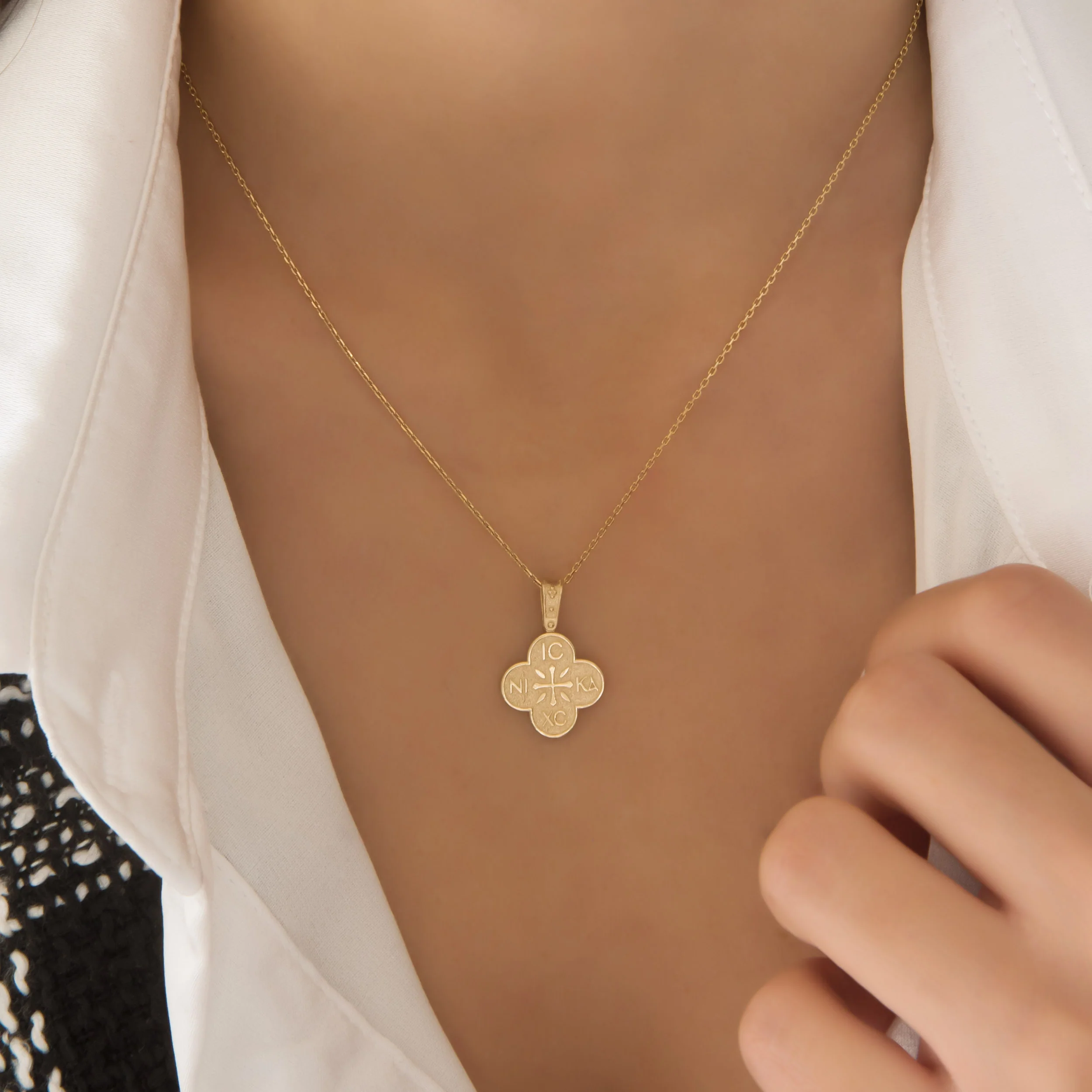 Byzantine Clover Necklace — additional product image 2 from AntEva Crafts