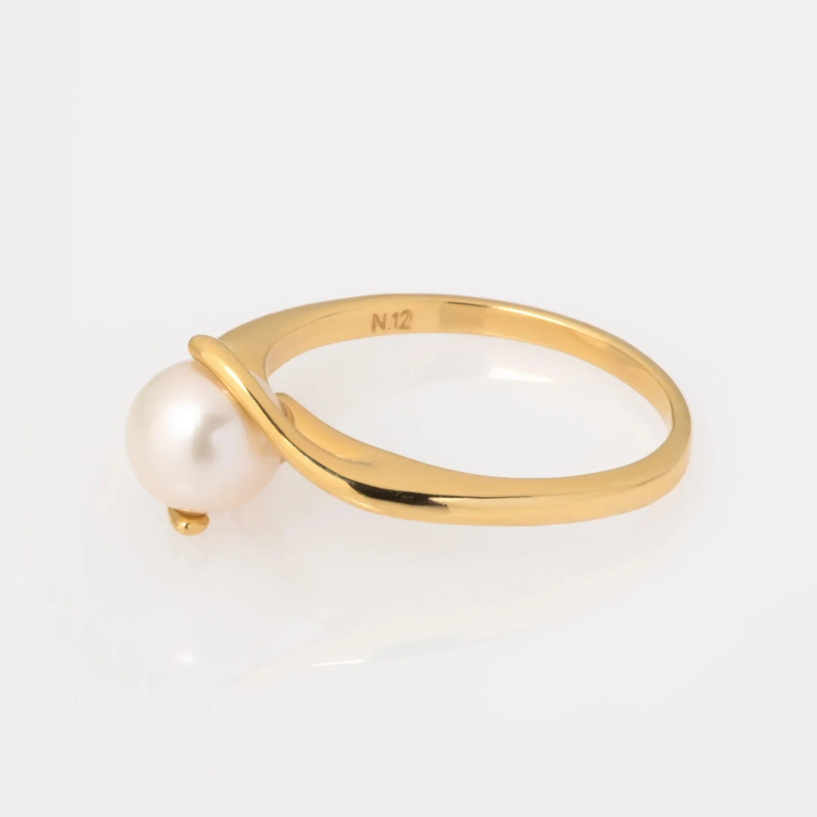 Single Pearl Ring — additional product image 6 from AntEva Crafts