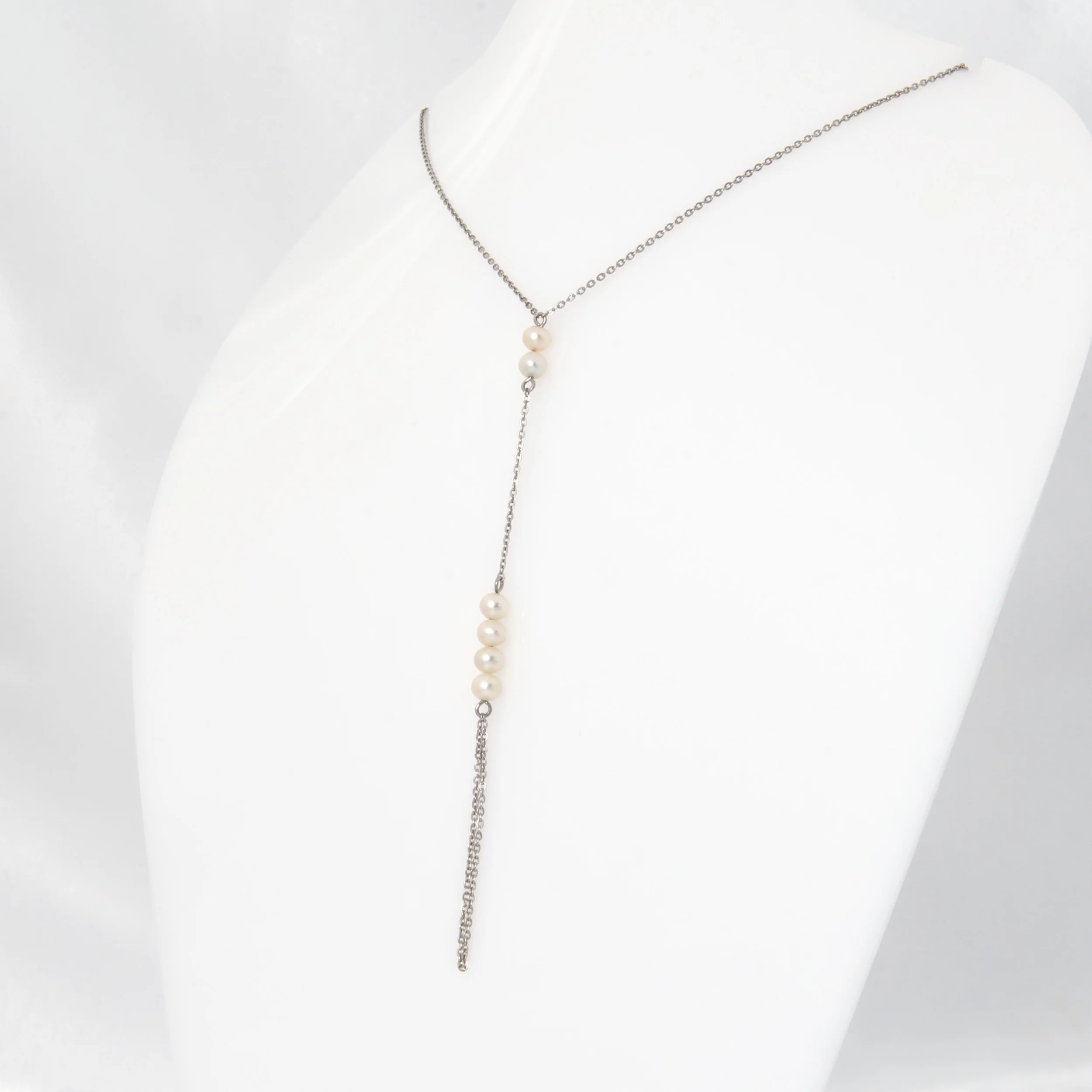 Two-in-One Pearl Hand Chain and Necklace — additional product image 4 from AntEva Crafts
