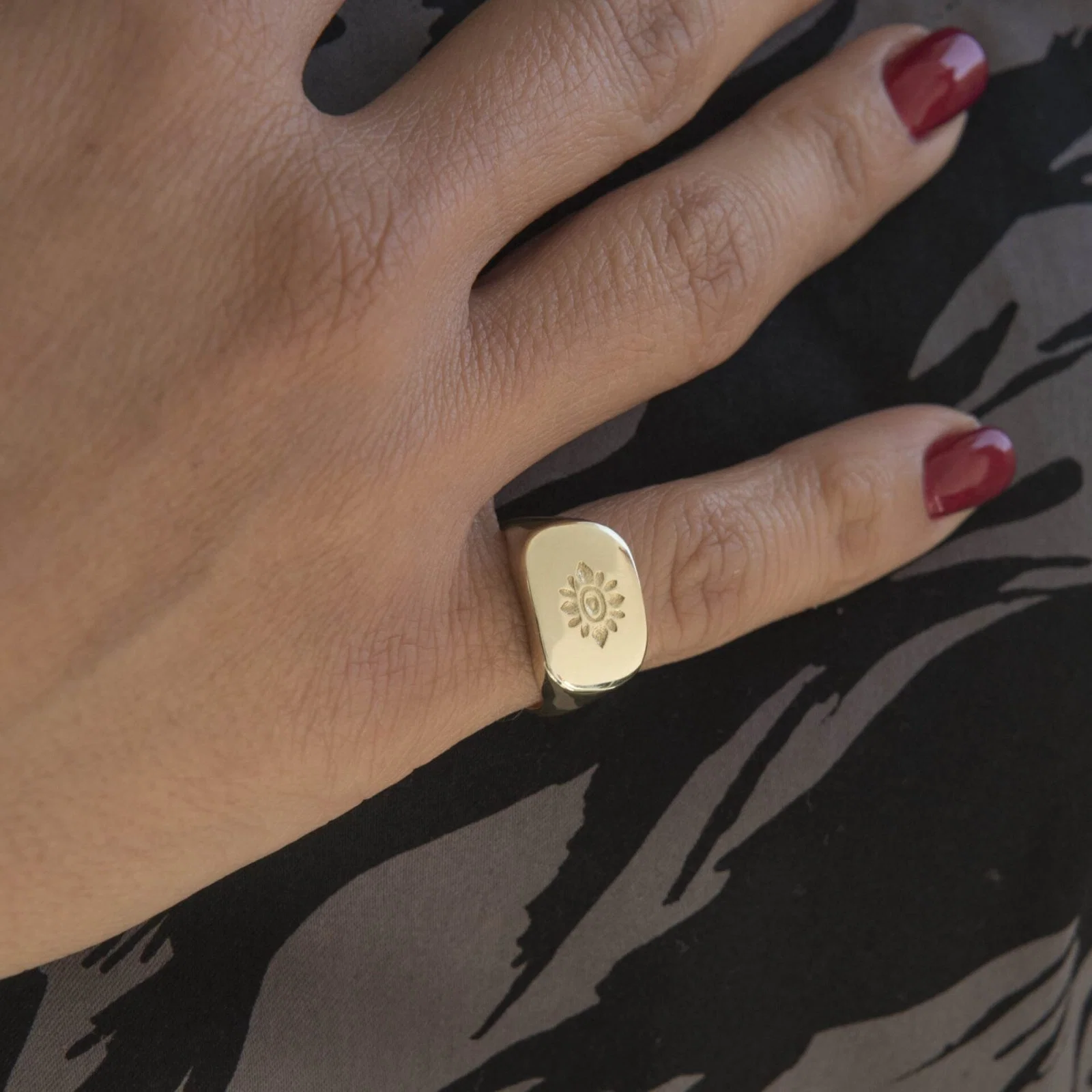 Sun Signet Ring — additional product image 2 from AntEva Crafts