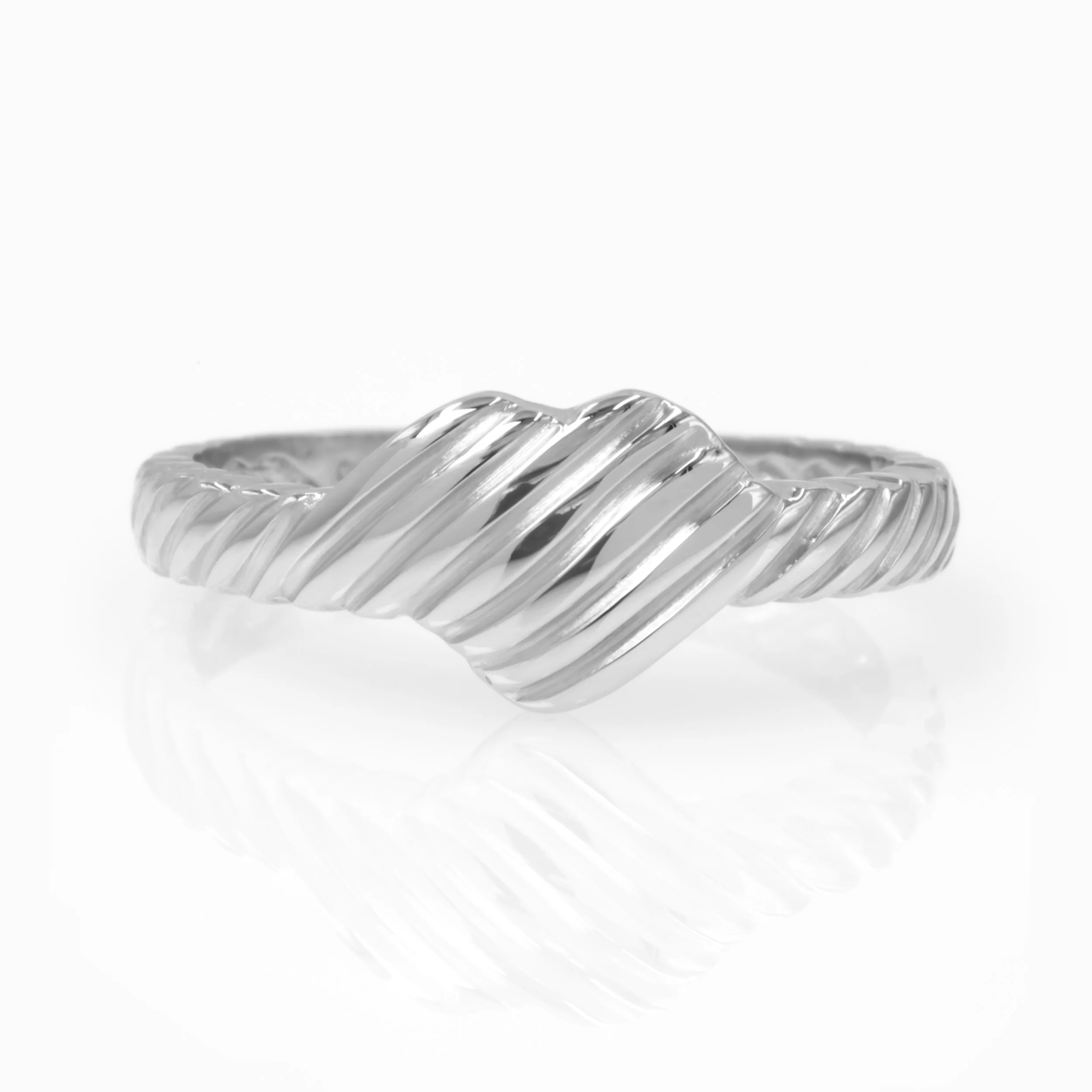Heart Ribbed Ring — additional product image 6 from AntEva Crafts