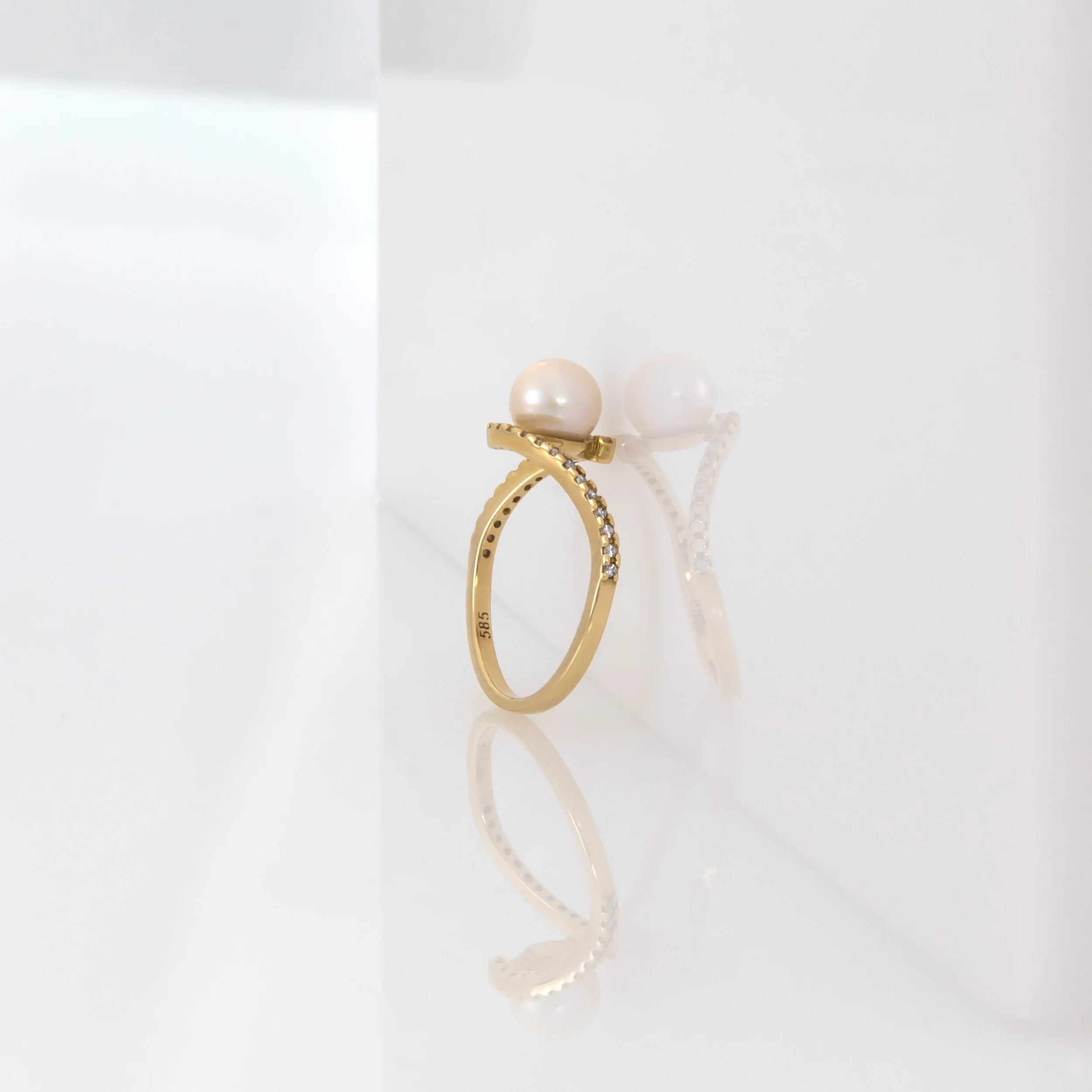 Wavy Bypass Pearl 14k Gold Vermeil Ring — additional product image 3 from AntEva Crafts