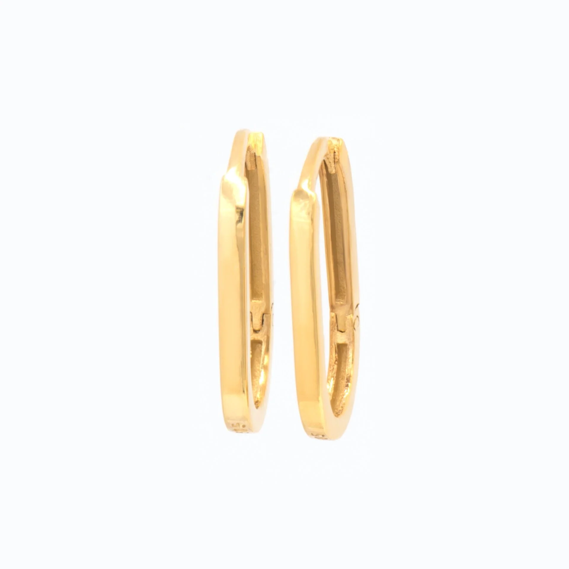 Paperclip Oval Hoop Earrings — additional product image 7 from AntEva Crafts
