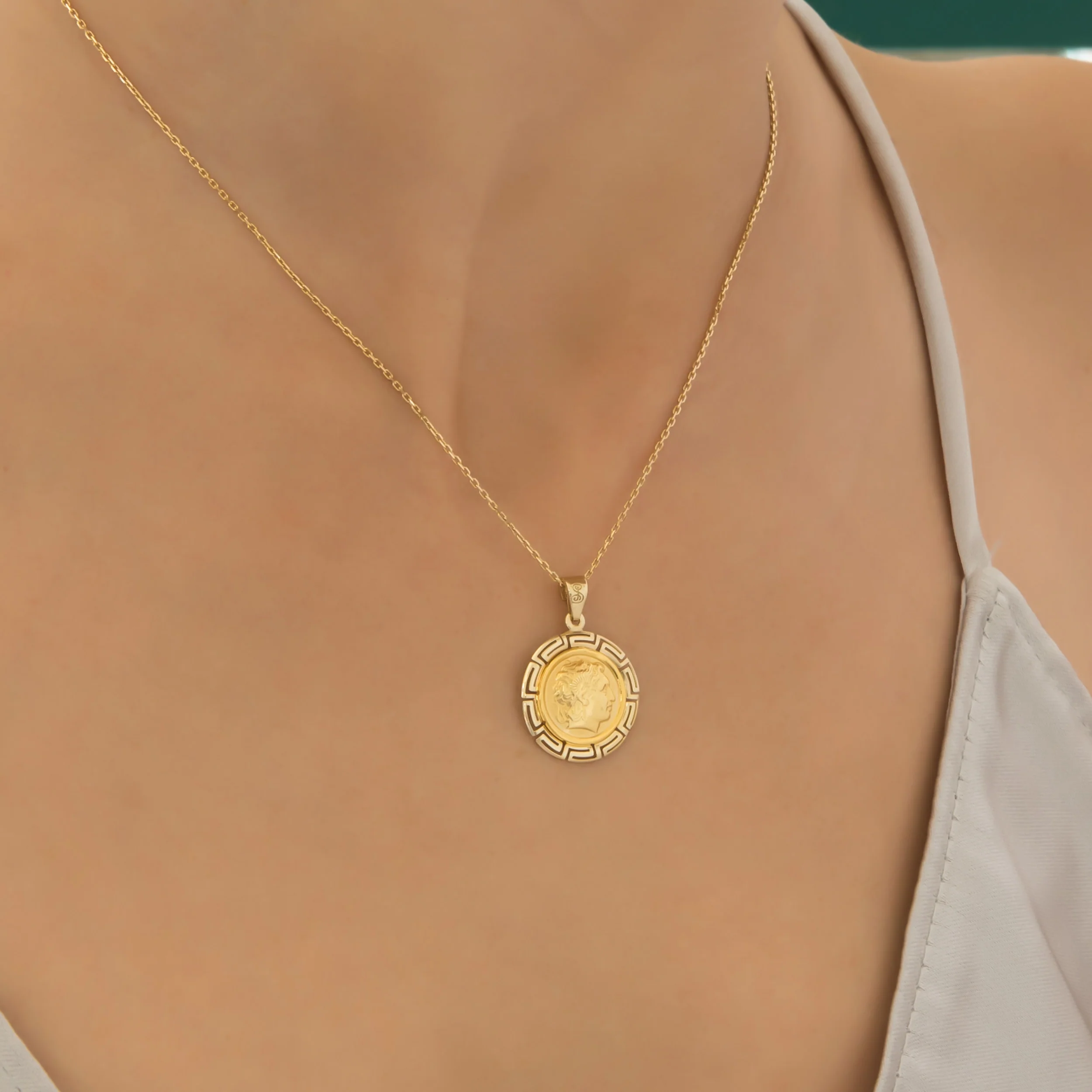 Round Alexander the Great Meander Pendant — additional product image 2 from AntEva Crafts