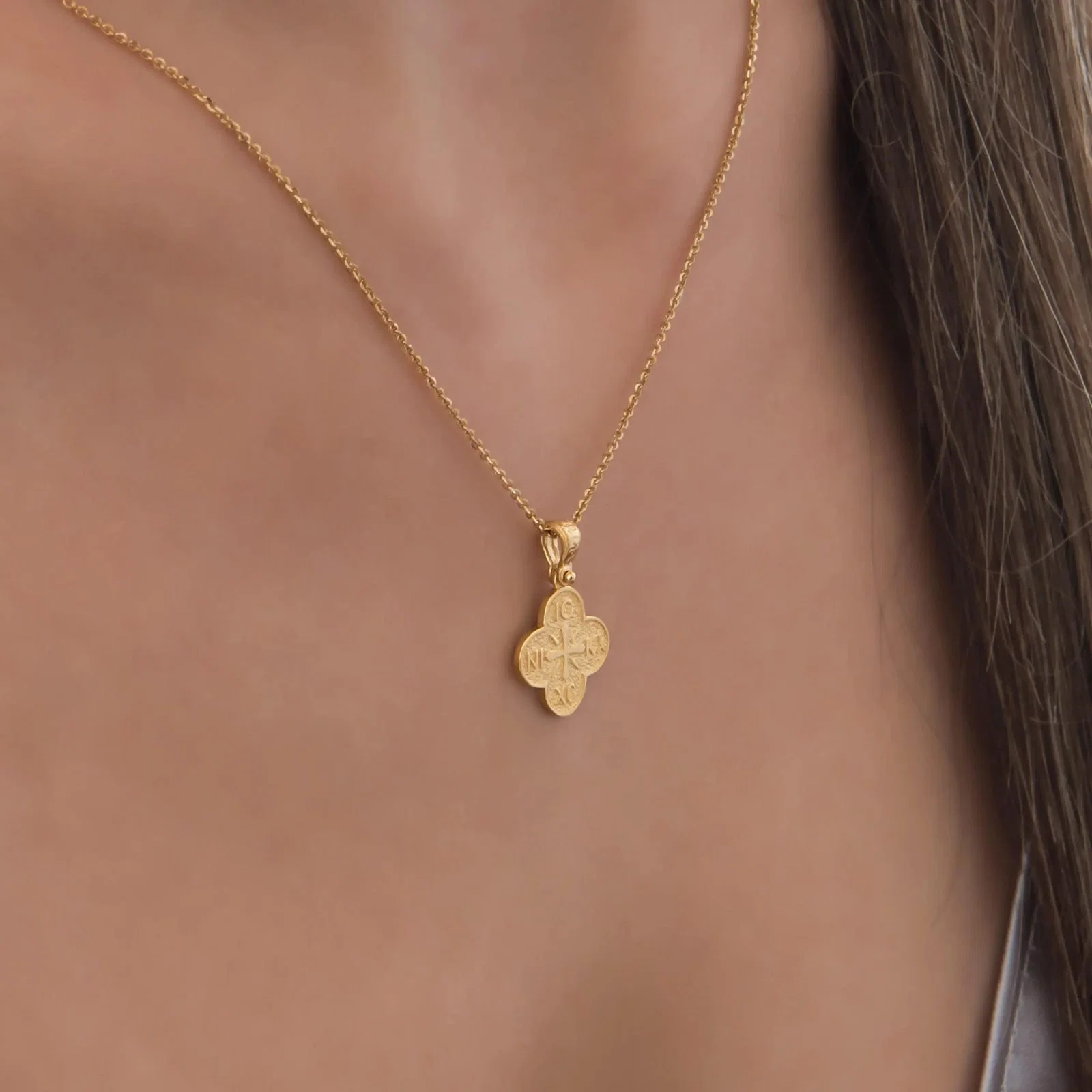 Clover Christian Necklace — additional product image 5 from AntEva Crafts