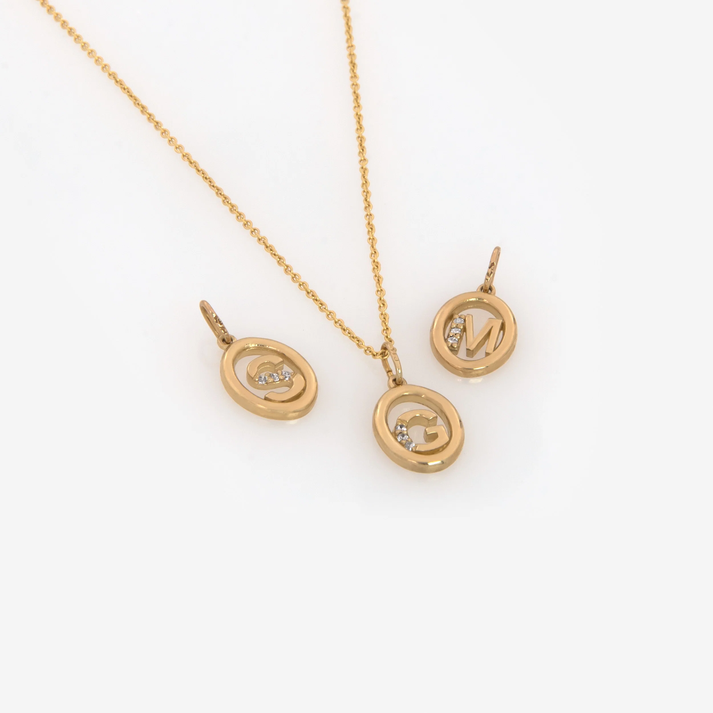 Personalized Oval Monogram Charm Necklace — additional product image 8 from AntEva Crafts