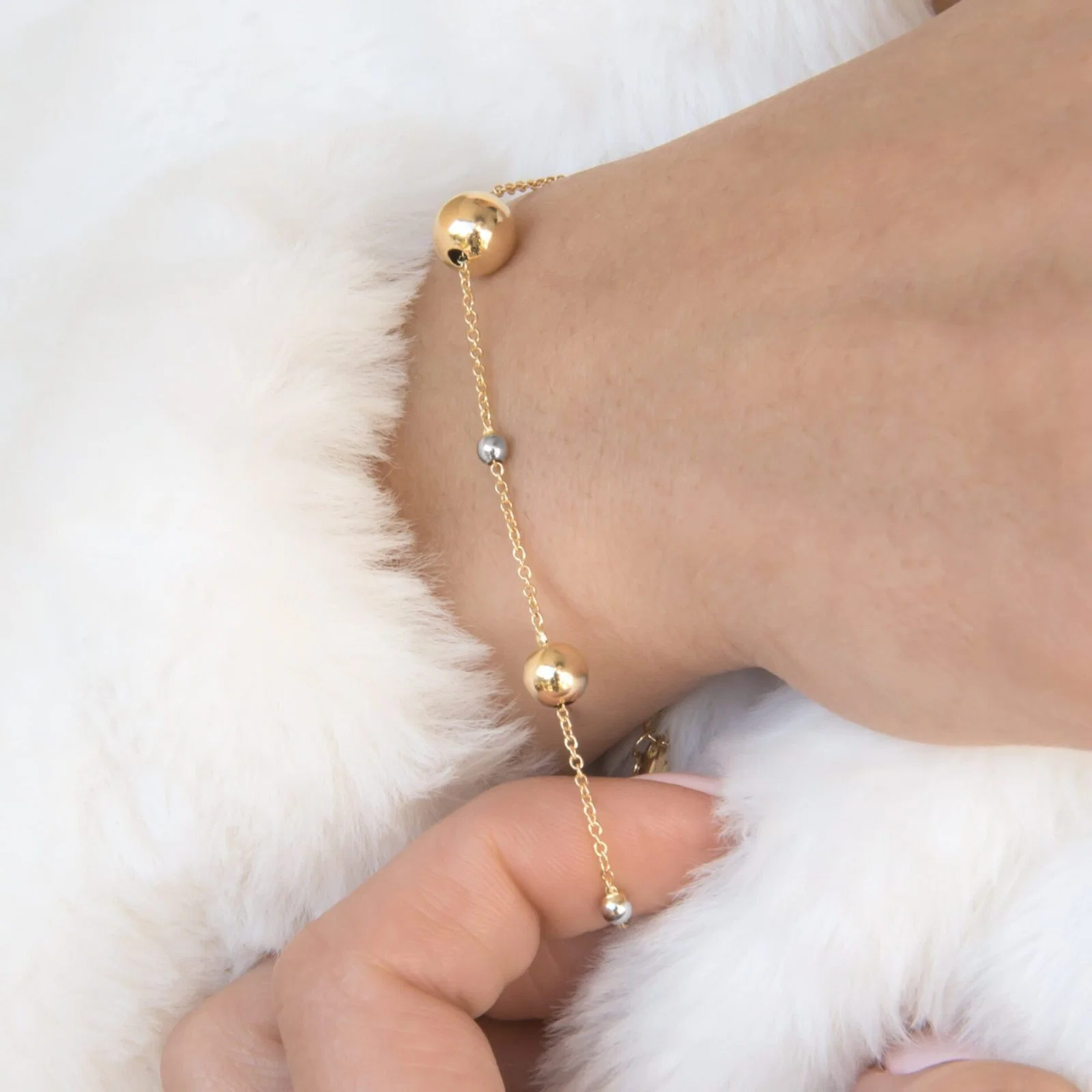 Beaded Two-Tone Ball Bracelet — additional product image 6 from AntEva Crafts