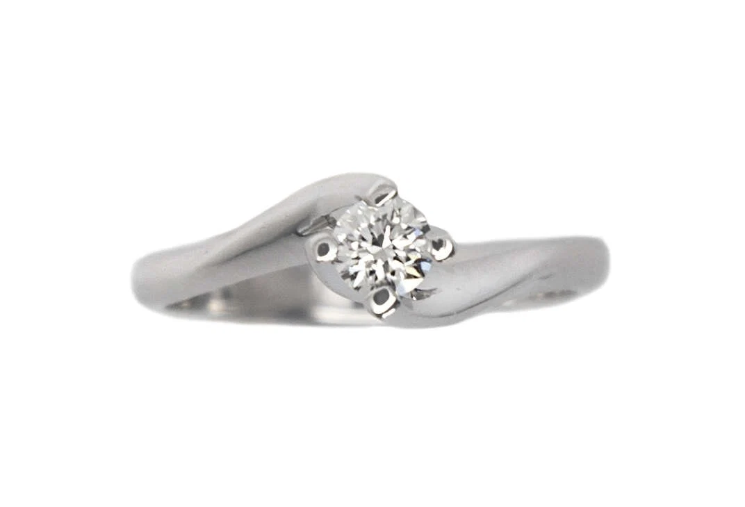 Diamond Solitaire Ring 18k Gold — additional product image 3 from AntEva Crafts