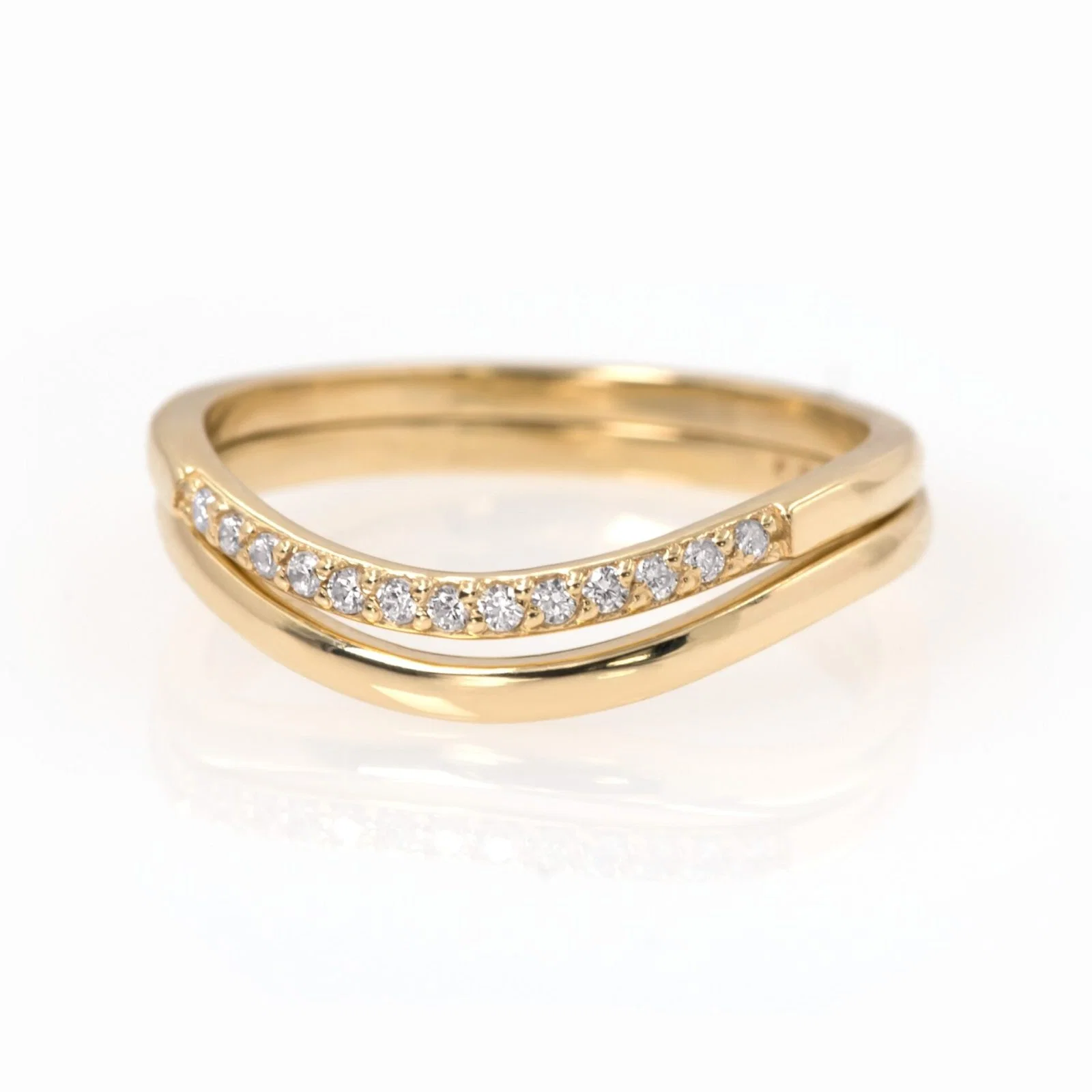 Dainty Wavy Band Ring — additional product image 6 from AntEva Crafts