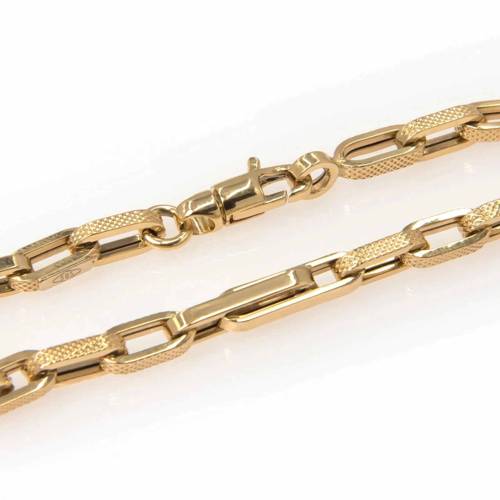 Oval Clip Gold Bracelet — additional product image 7 from AntEva Crafts