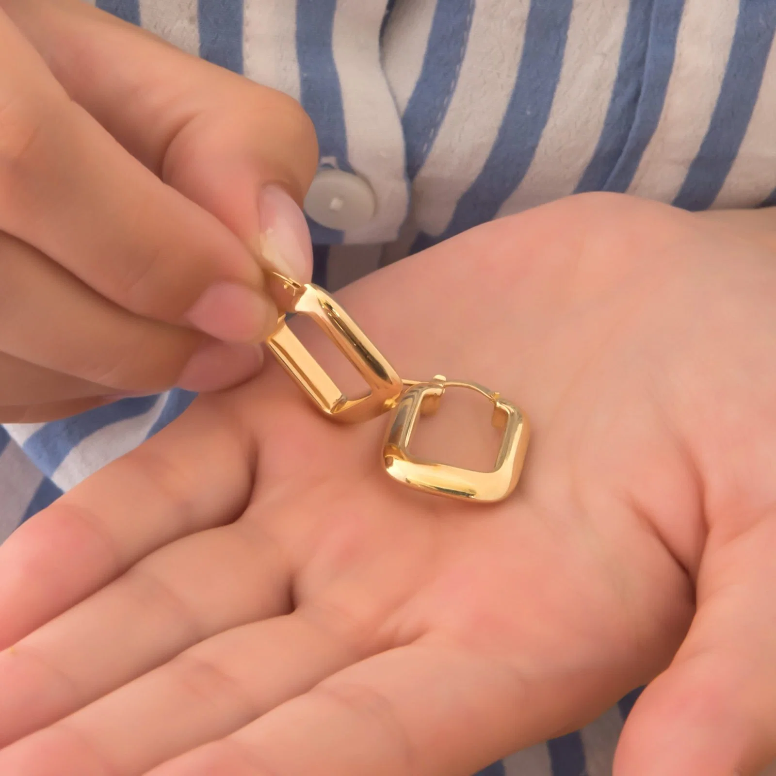 Square Hoop Hinged Earrings — additional product image 5 from AntEva Crafts
