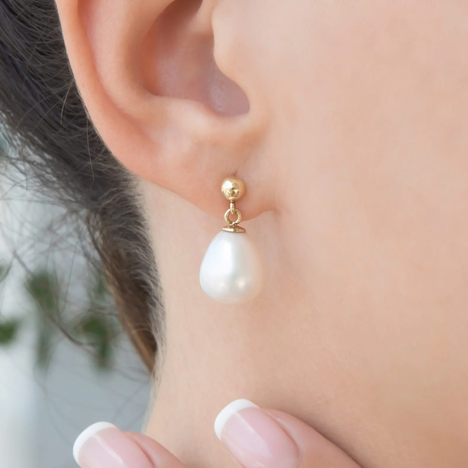 Pearl Drop Earrings — additional product image 2 from AntEva Crafts
